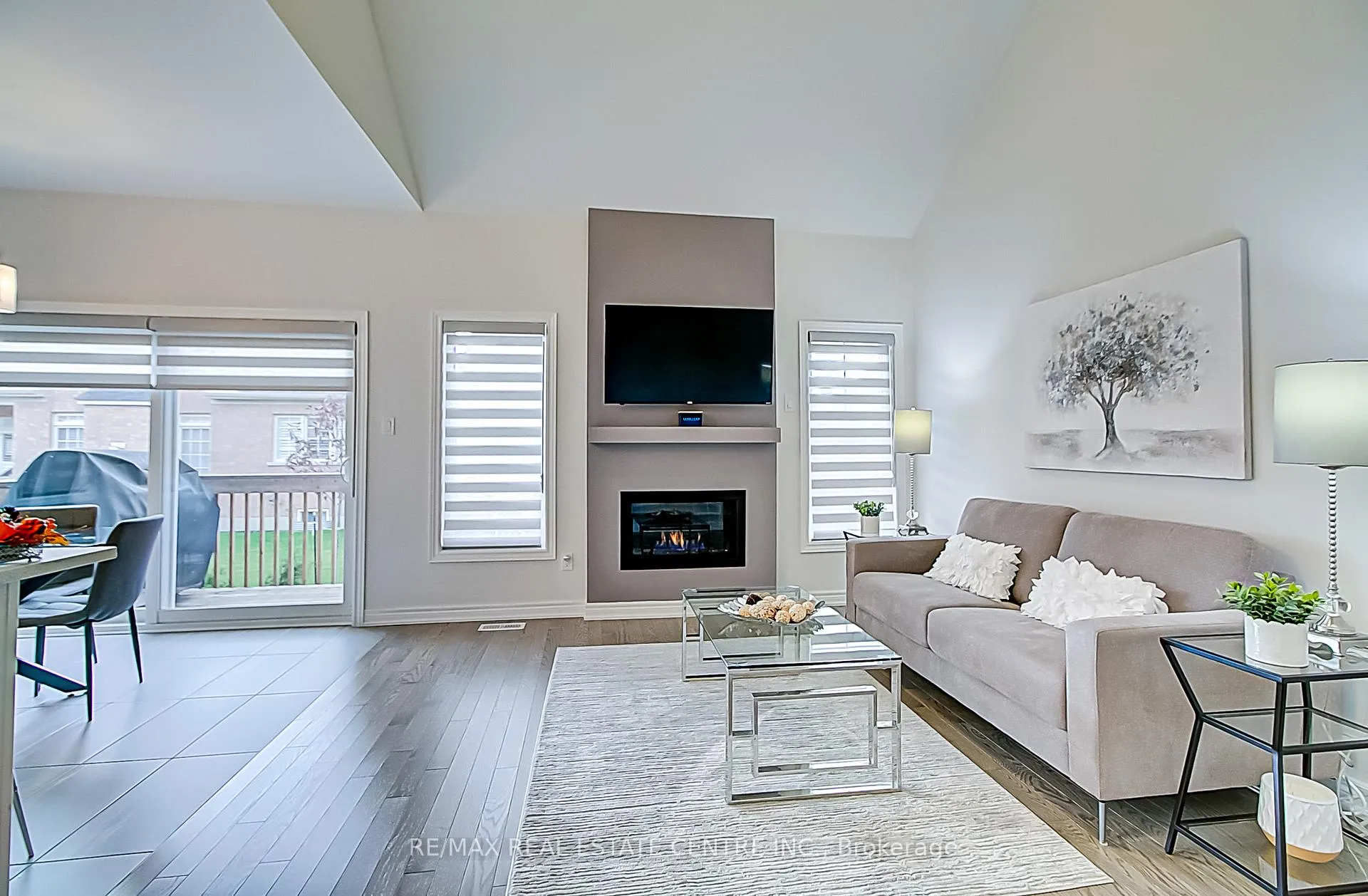 Photo 13 of 4 Clermiston Crescent, Brampton, Sandringham-Wellington — HOMEH