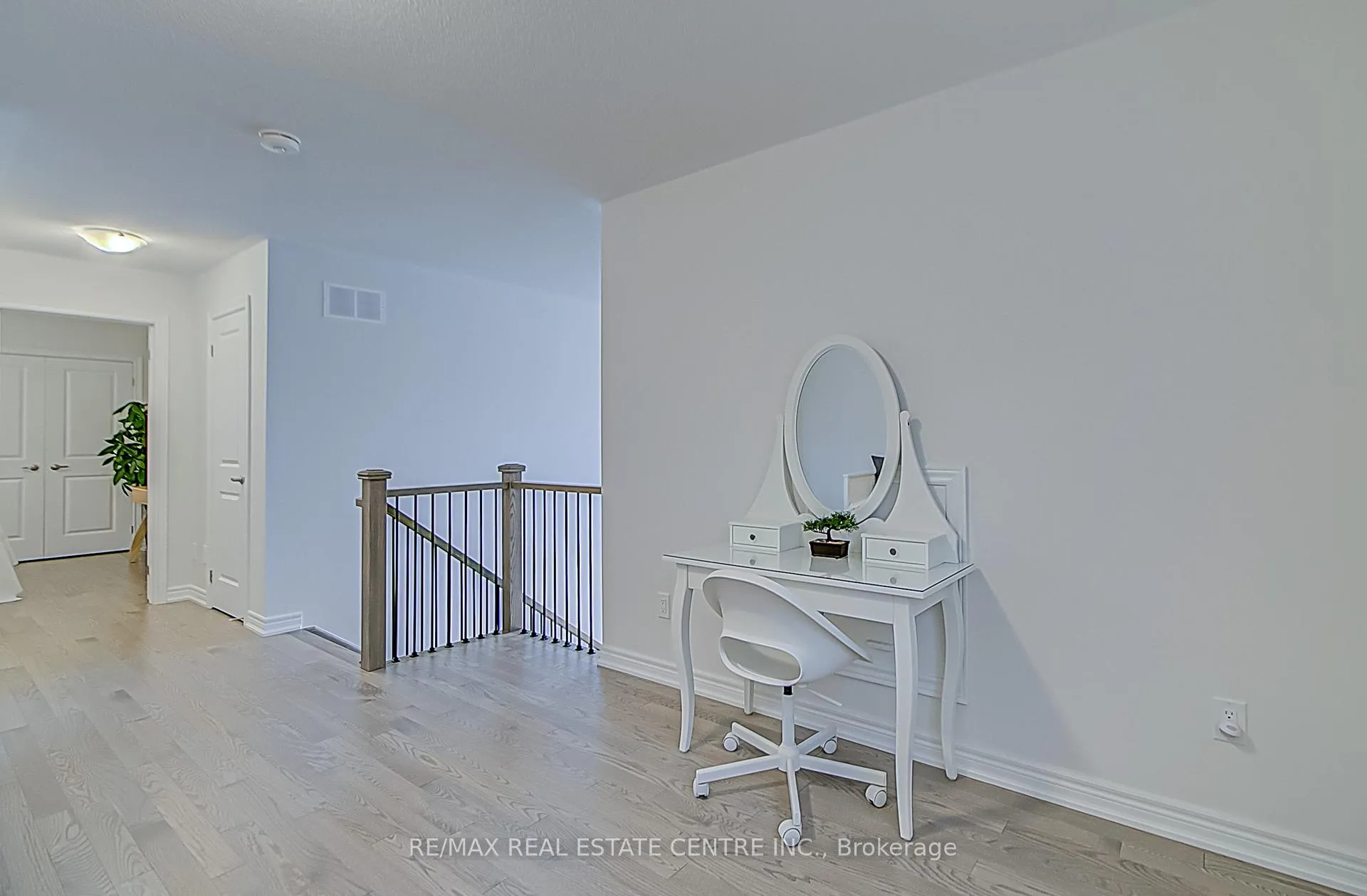 Photo 28 of 4 Clermiston Crescent, Brampton, Sandringham-Wellington — HOMEH