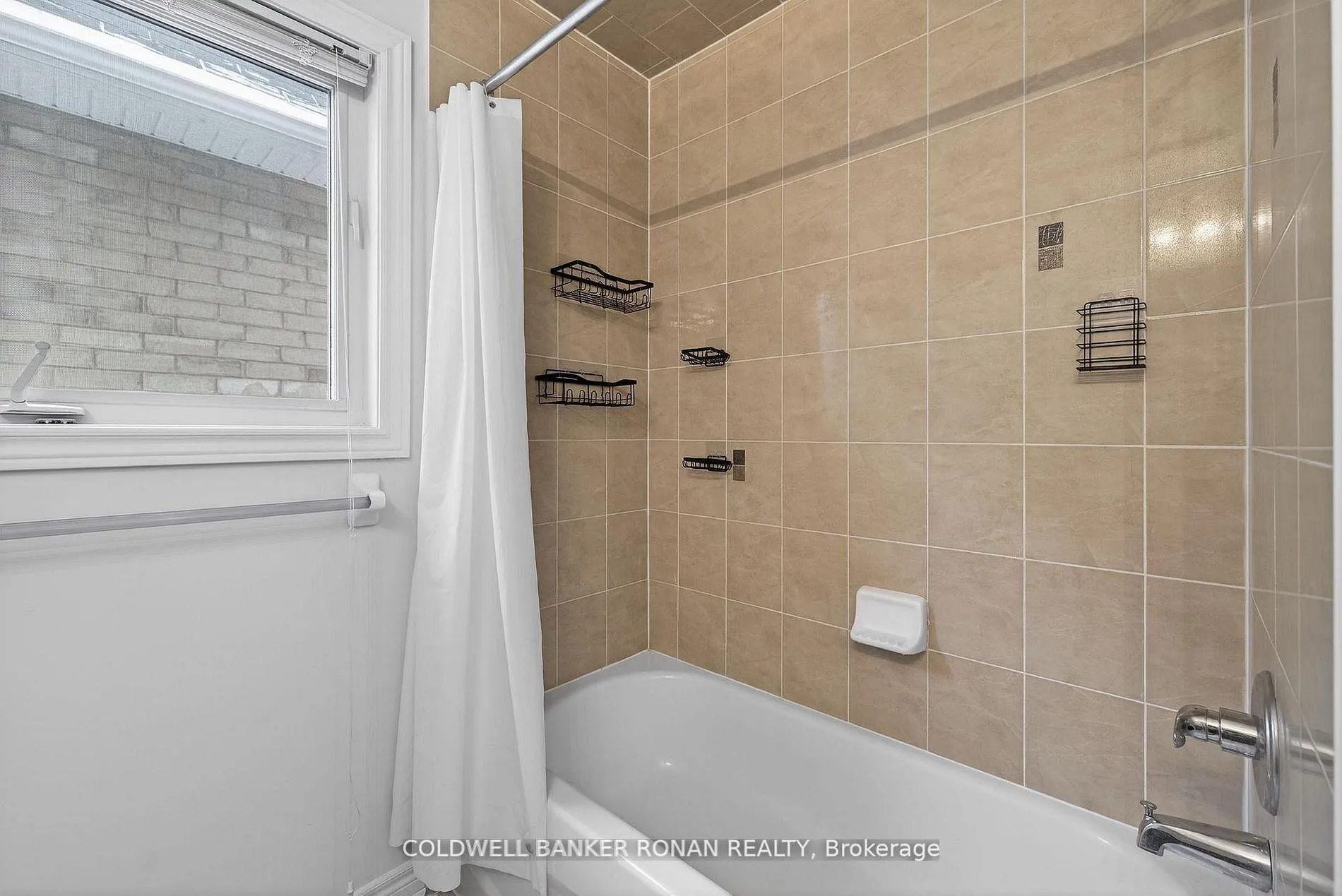 Photo 18 of 83 Swenson Street, New Tecumseth, Alliston — HOMEH