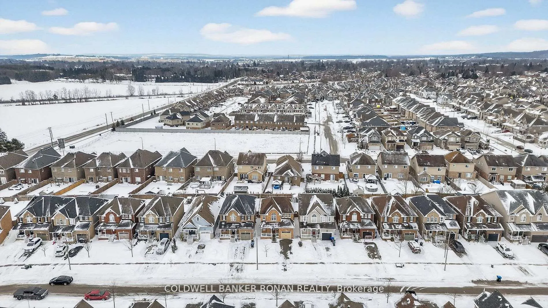 Photo 32 of 83 Swenson Street, New Tecumseth, Alliston — HOMEH