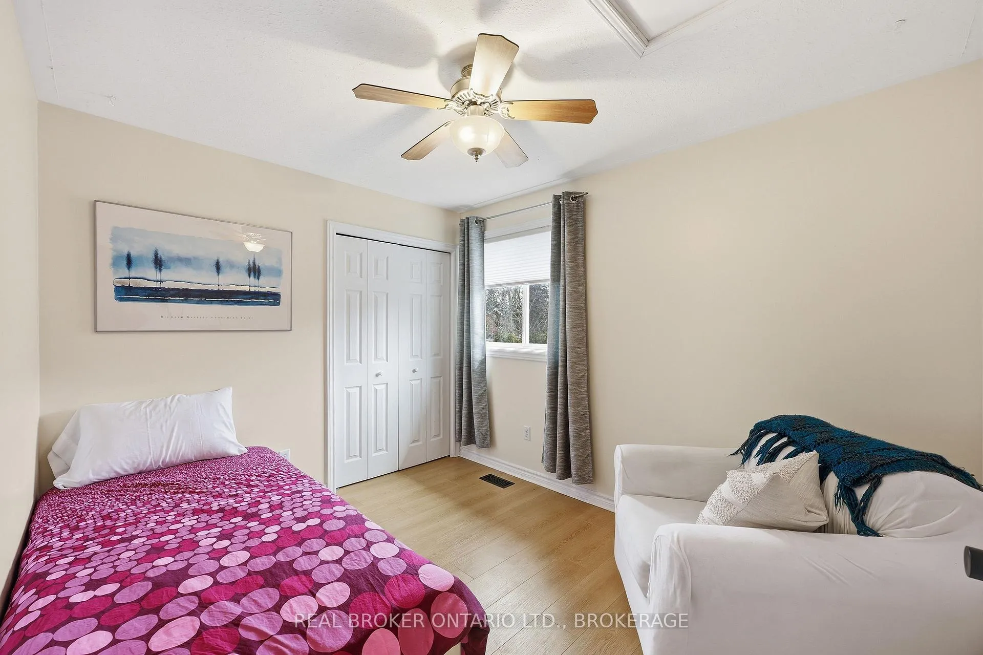 Photo 24 of 85 Schooner Drive, Kingston, Kingston East (Incl Barret Crt) — HOMEH