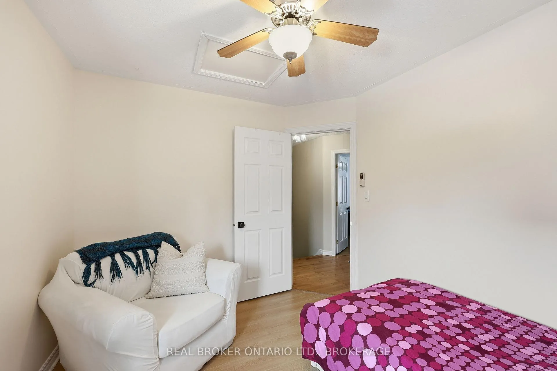 Photo 25 of 85 Schooner Drive, Kingston, Kingston East (Incl Barret Crt) — HOMEH
