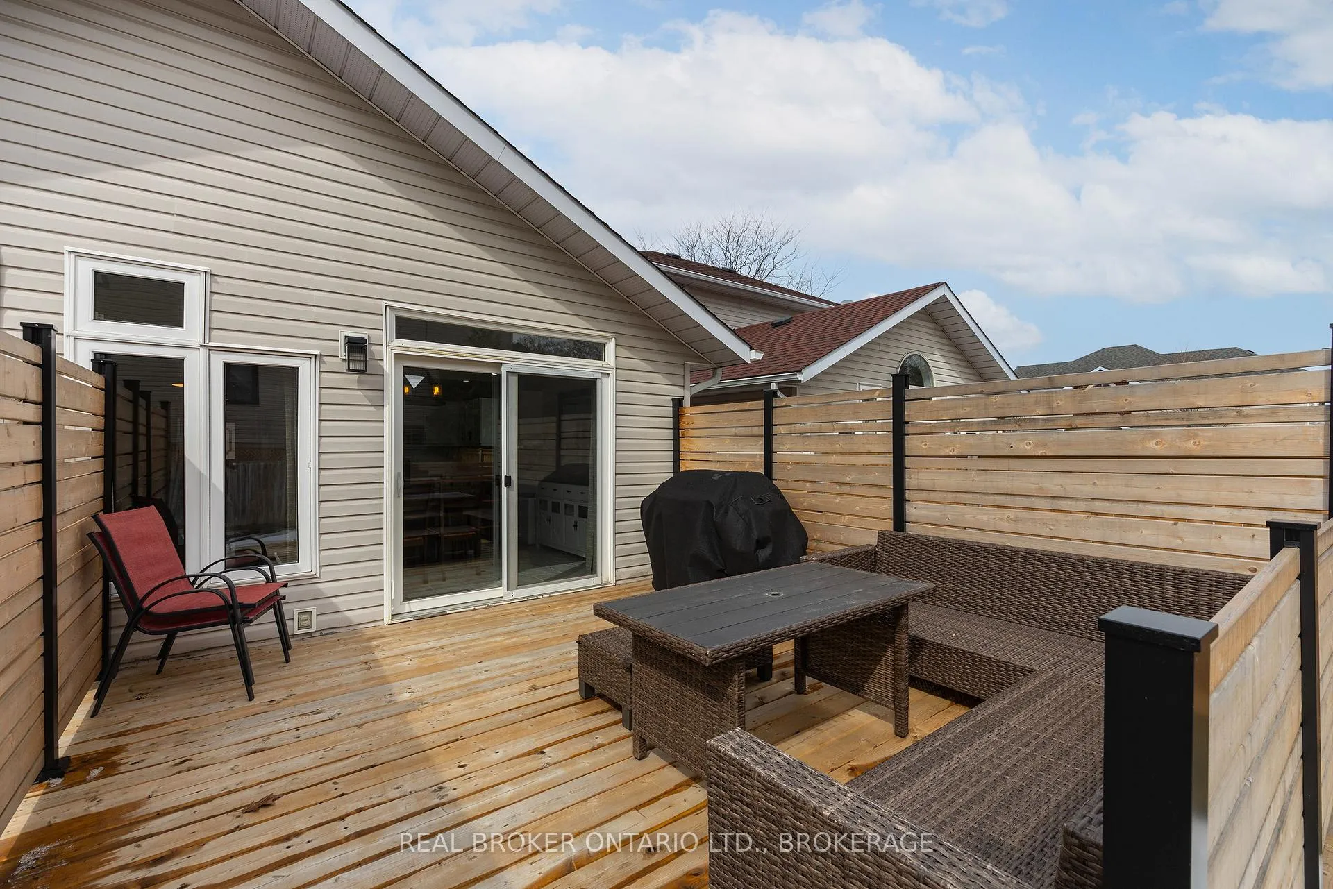 Photo 35 of 85 Schooner Drive, Kingston, Kingston East (Incl Barret Crt) — HOMEH