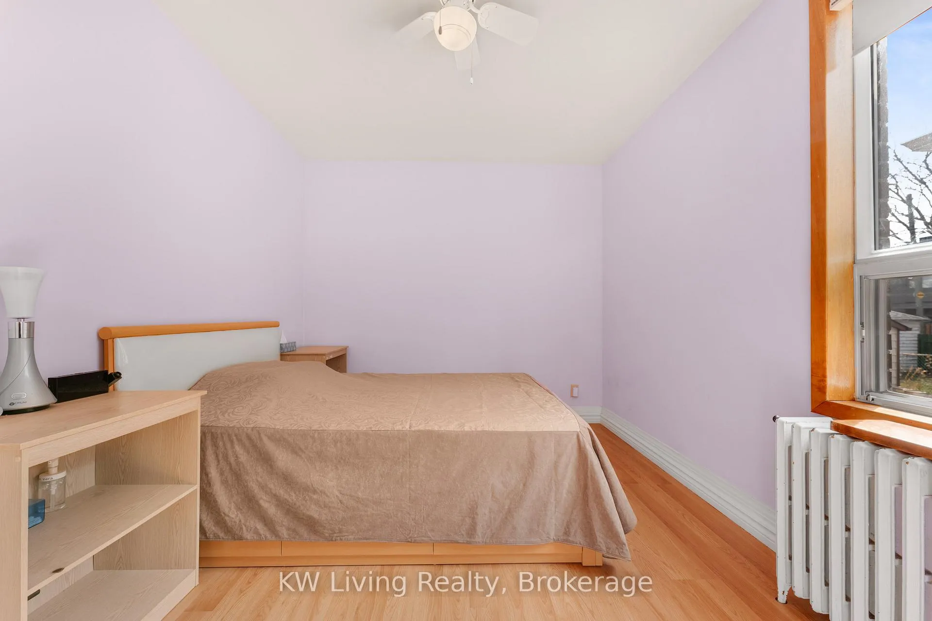 Photo 13 of 5 Plains Road, Toronto, East York — HOMEH