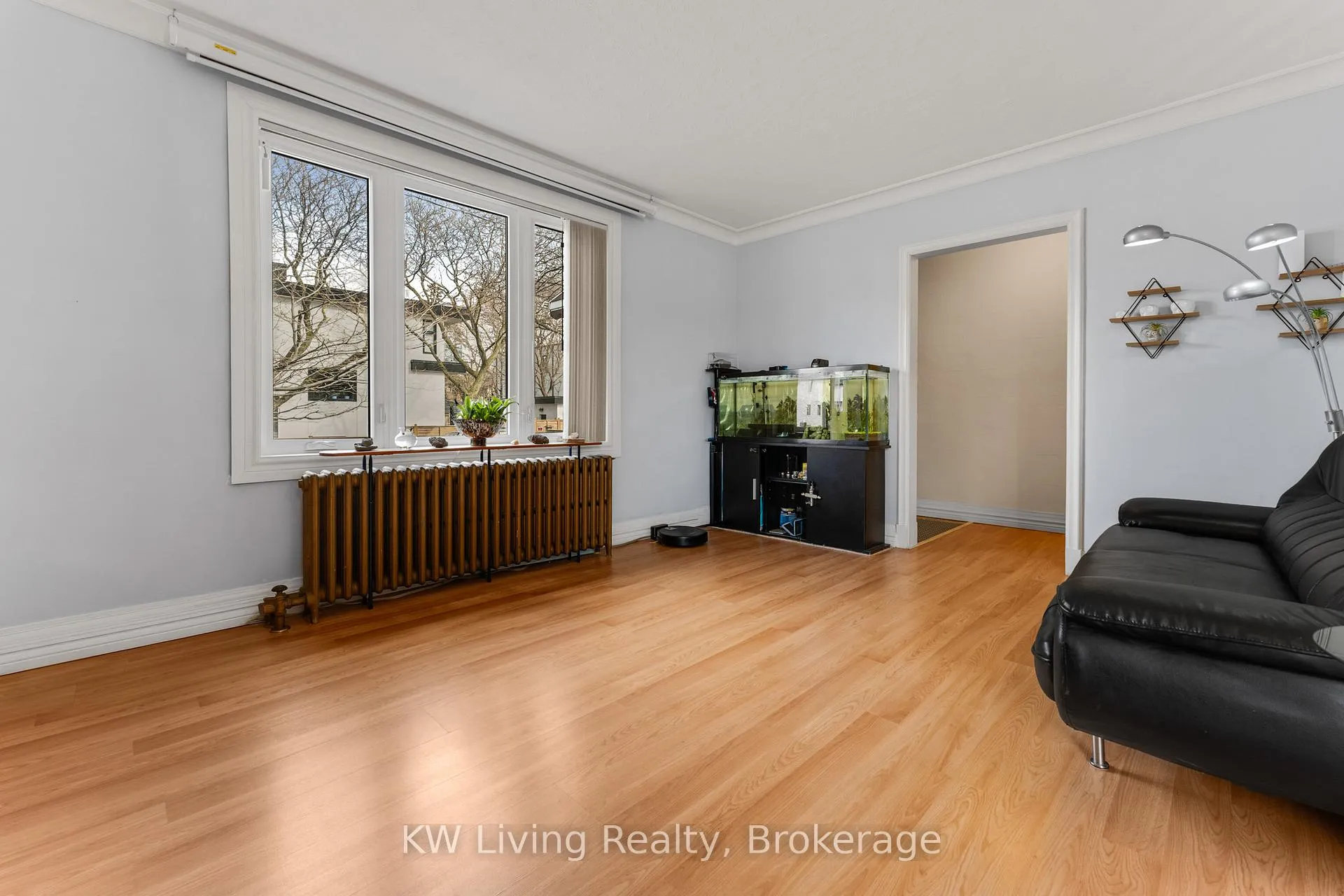 Photo 18 of 5 Plains Road, Toronto, East York — HOMEH