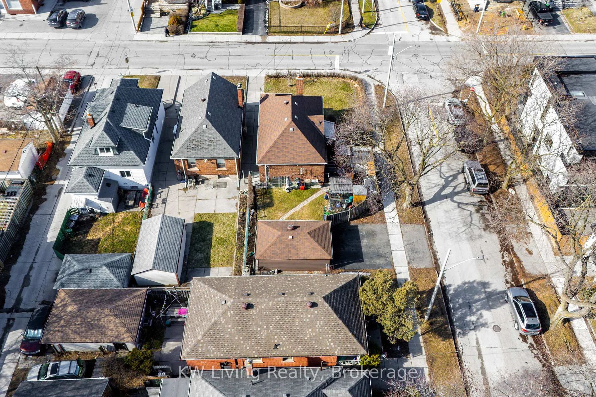 Photo 45 of 5 Plains Road, Toronto, East York — HOMEH