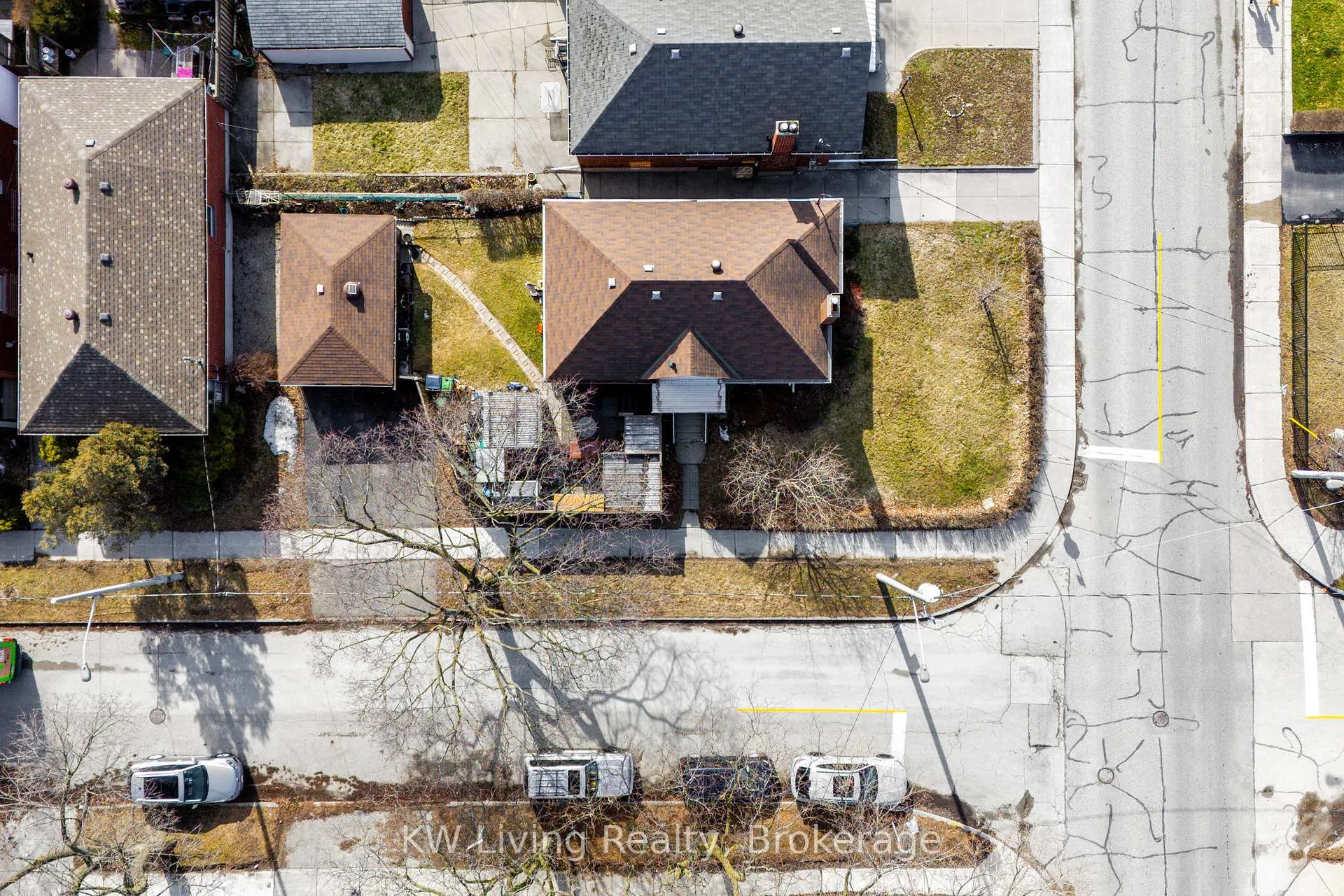 Photo 46 of 5 Plains Road, Toronto, East York — HOMEH