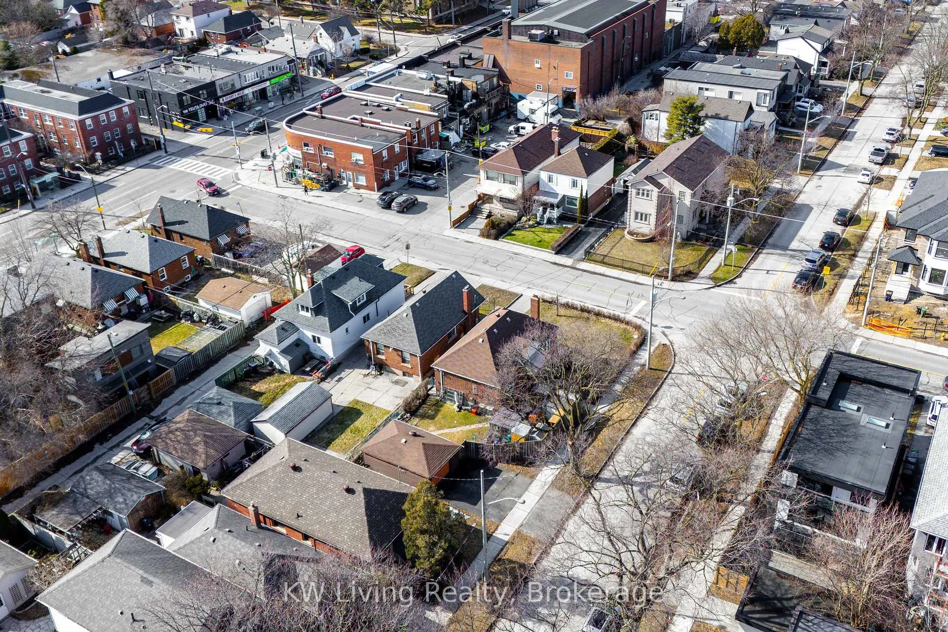 Photo 47 of 5 Plains Road, Toronto, East York — HOMEH