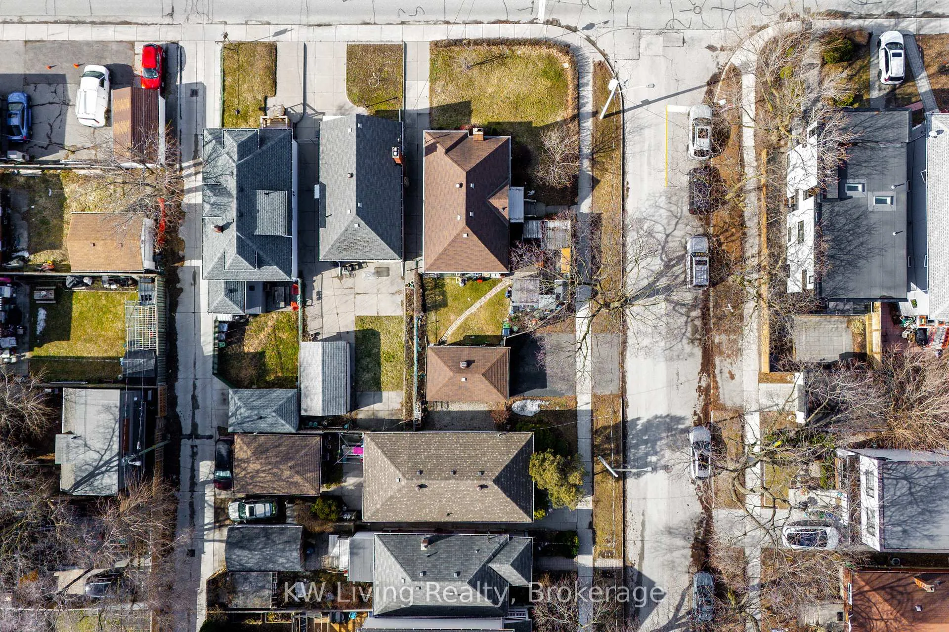 Photo 48 of 5 Plains Road, Toronto, East York — HOMEH
