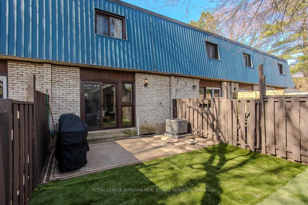 Photo 15 of 621 Francis Road, Burlington, LaSalle — HOMEH