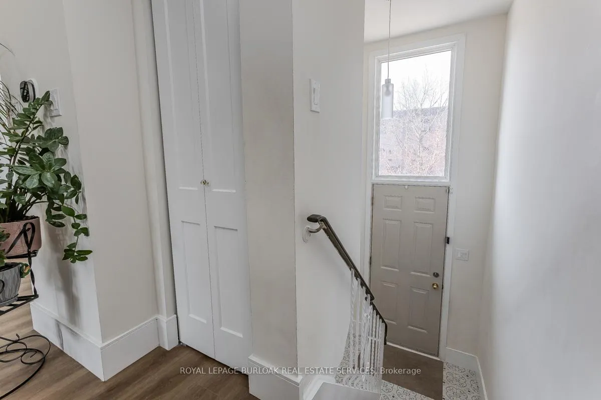 Photo 23 of 621 Francis Road, Burlington, LaSalle — HOMEH