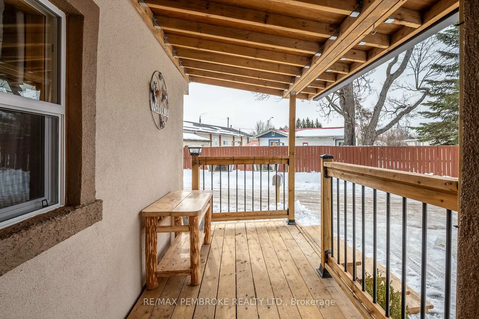 Photo 5 of 23 Pinehurst Estates, Petawawa — HOMEH