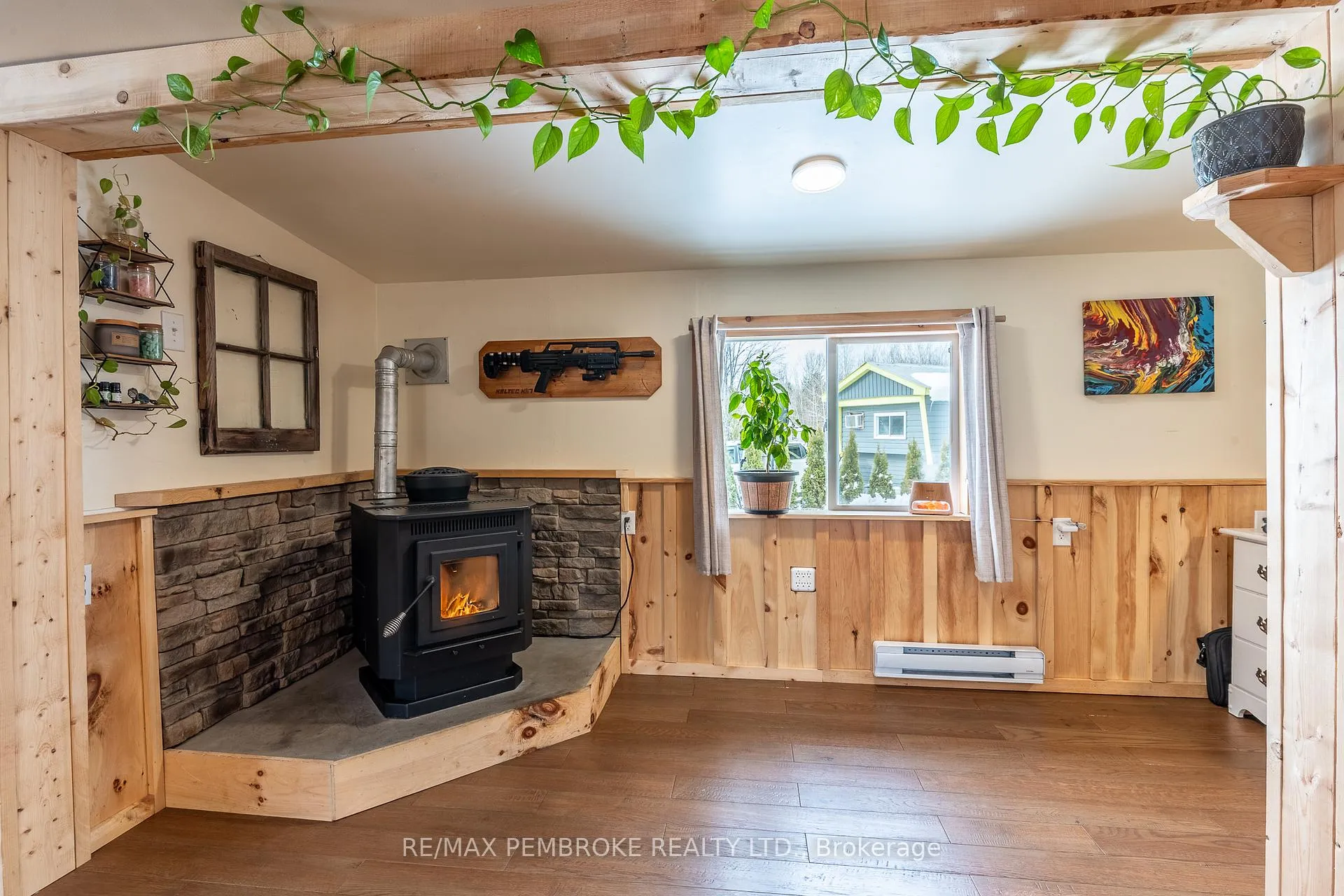 Photo 20 of 23 Pinehurst Estates, Petawawa — HOMEH