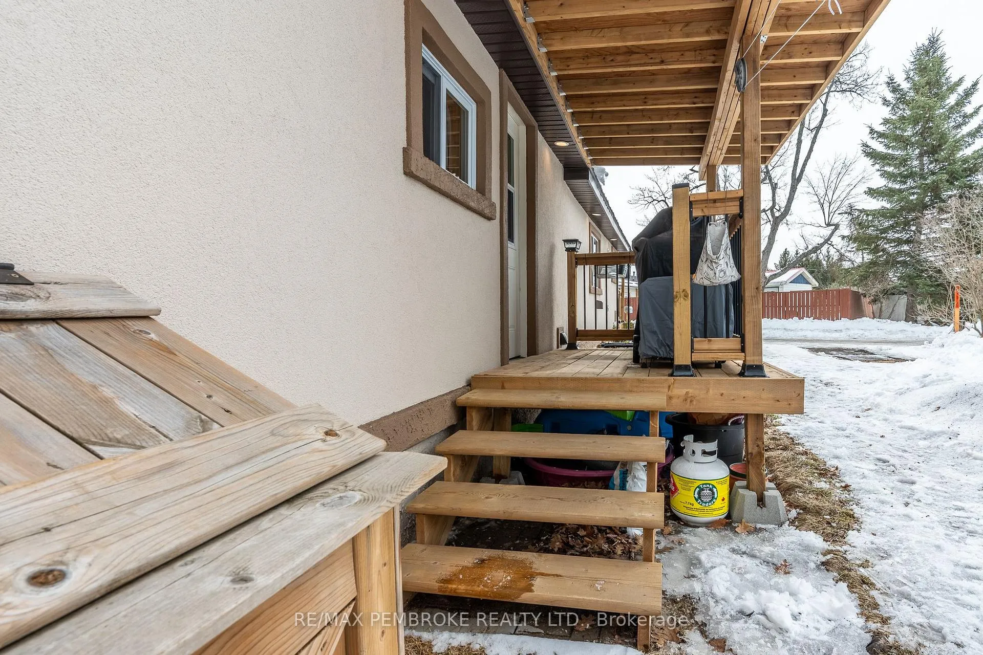 Photo 35 of 23 Pinehurst Estates, Petawawa — HOMEH
