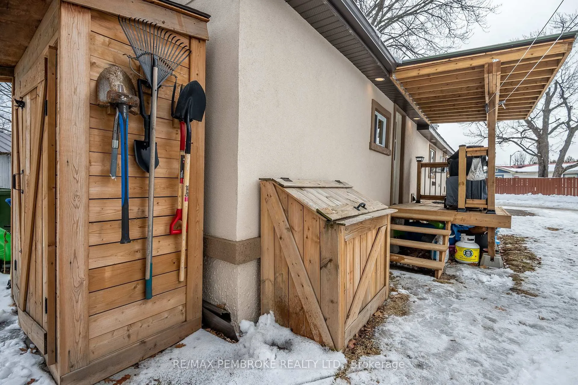 Photo 36 of 23 Pinehurst Estates, Petawawa — HOMEH