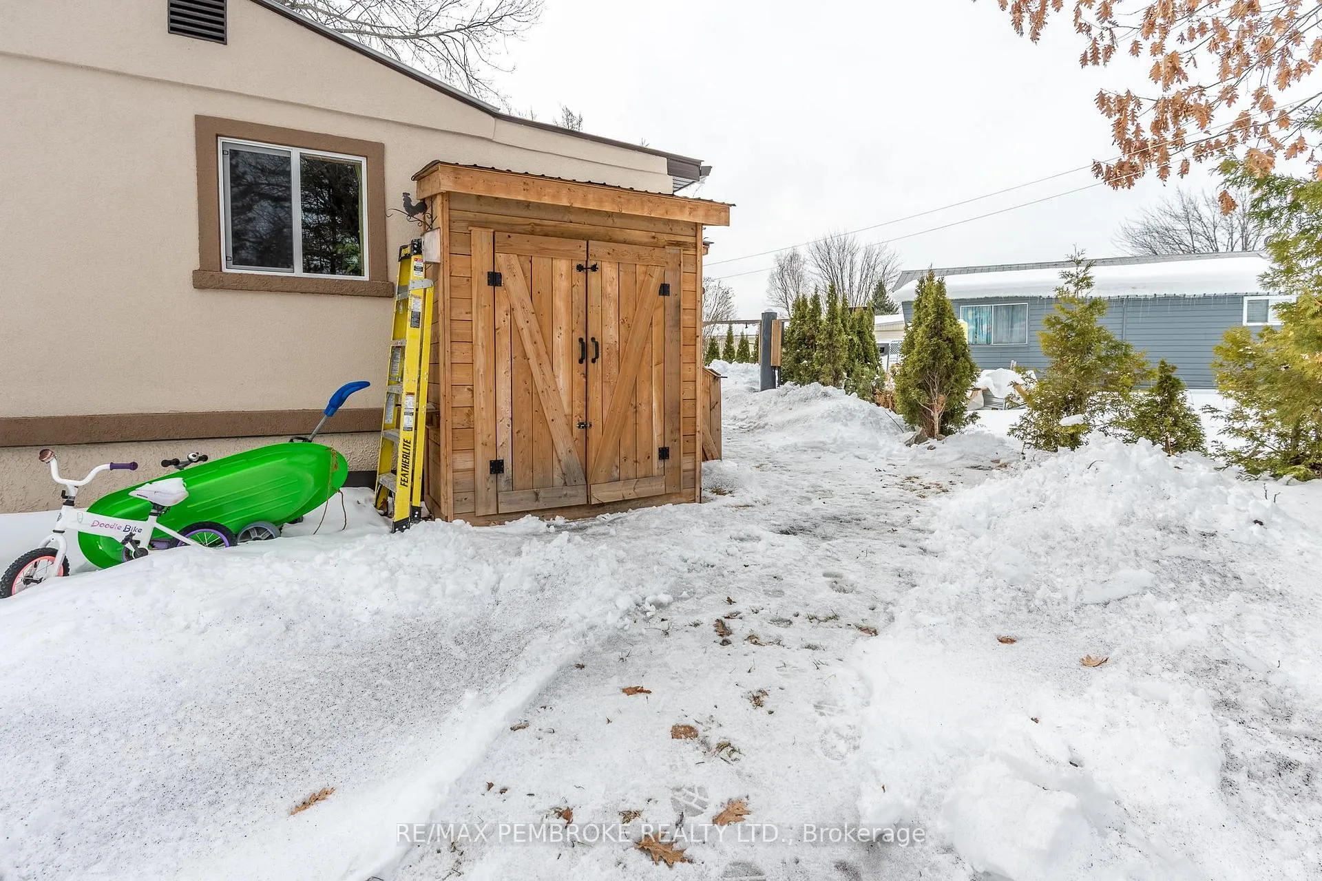 Photo 38 of 23 Pinehurst Estates, Petawawa — HOMEH