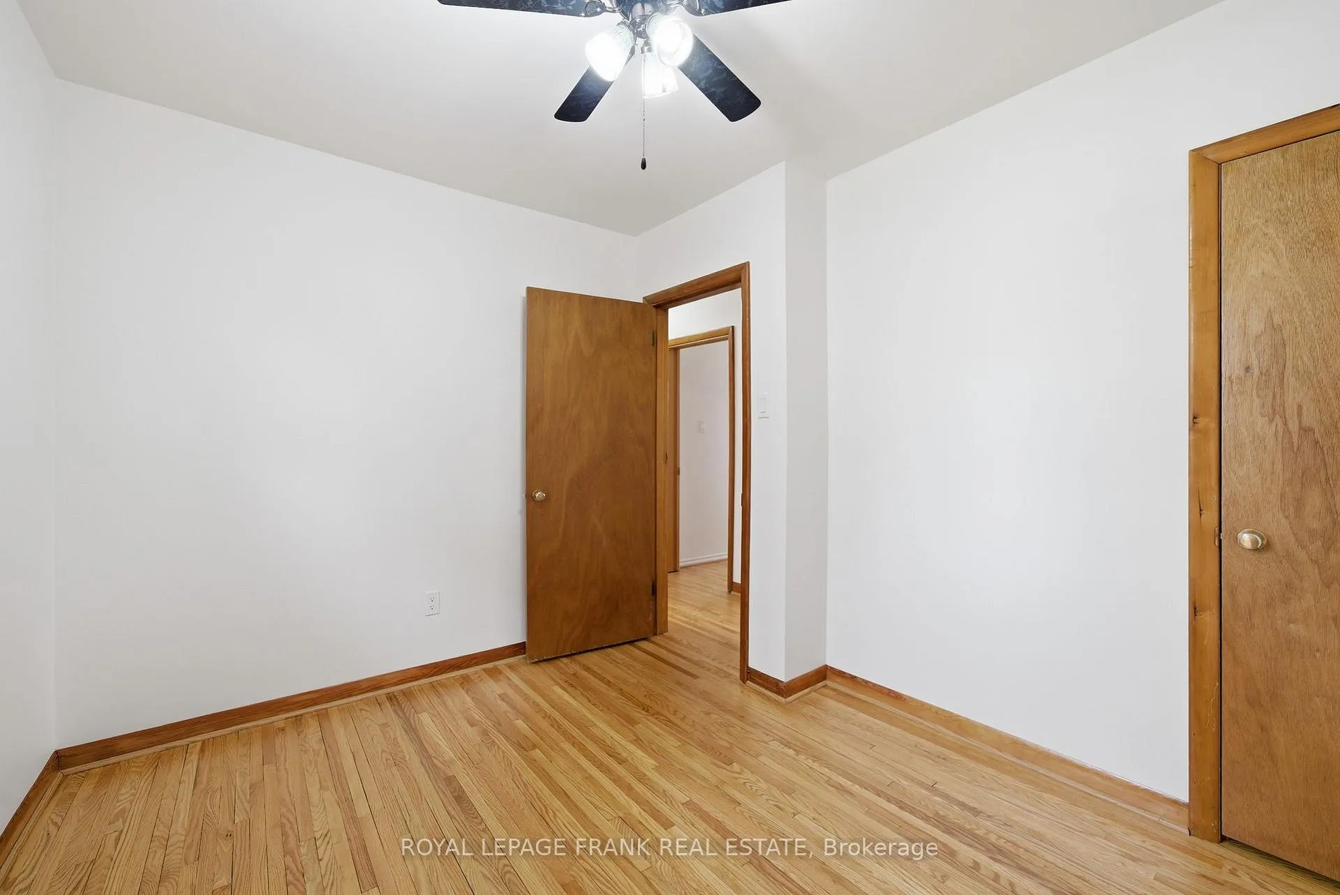 Photo 24 of 808 Aylmer Street N, Peterborough, Northcrest Ward 5 — HOMEH