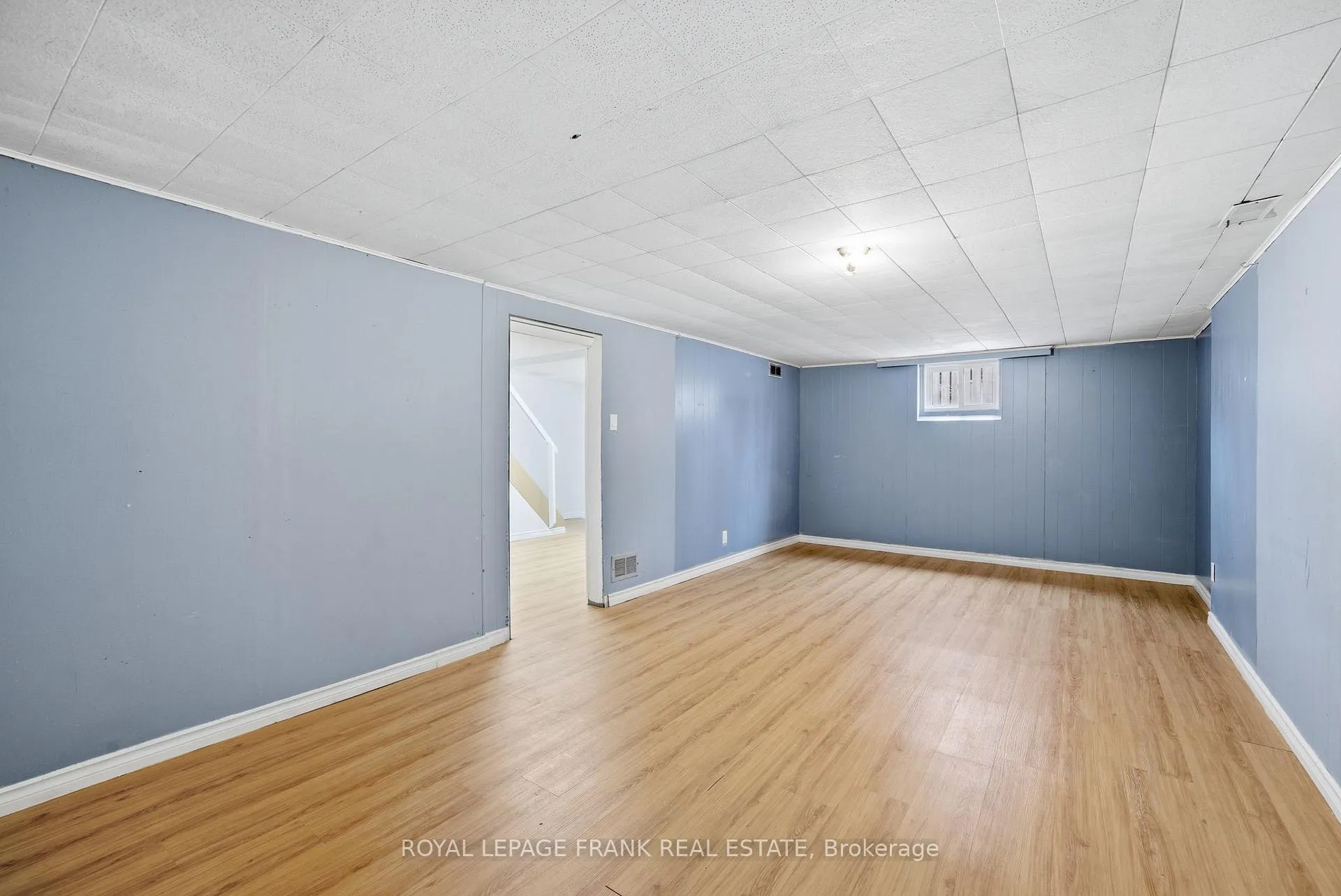 Photo 33 of 808 Aylmer Street N, Peterborough, Northcrest Ward 5 — HOMEH