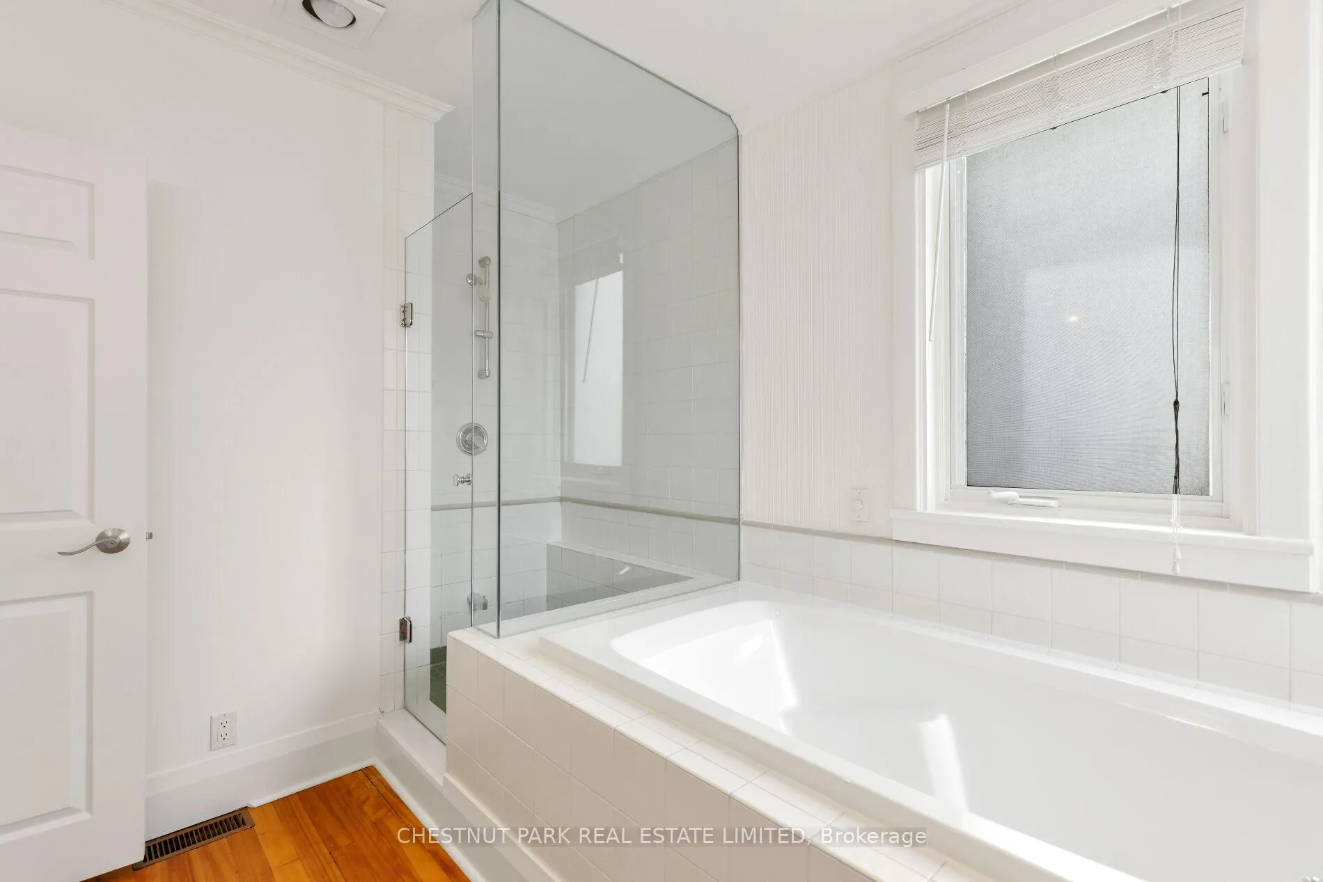 Photo 31 of 126 Browning Avenue, Toronto, Playter Estates-Danforth — HOMEH