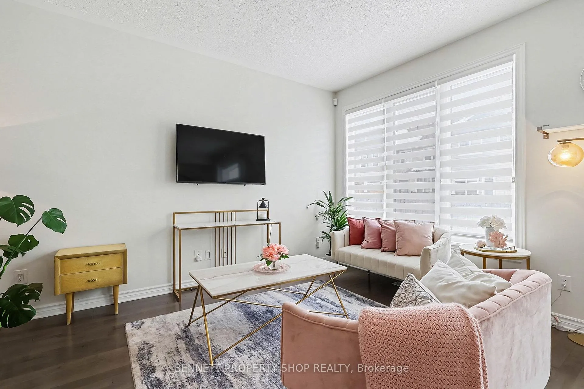 Photo 2 of 992 Bunchberry Way, Ottawa, Blossom Park/Kemp Park/Findlay Creek — HOMEH
