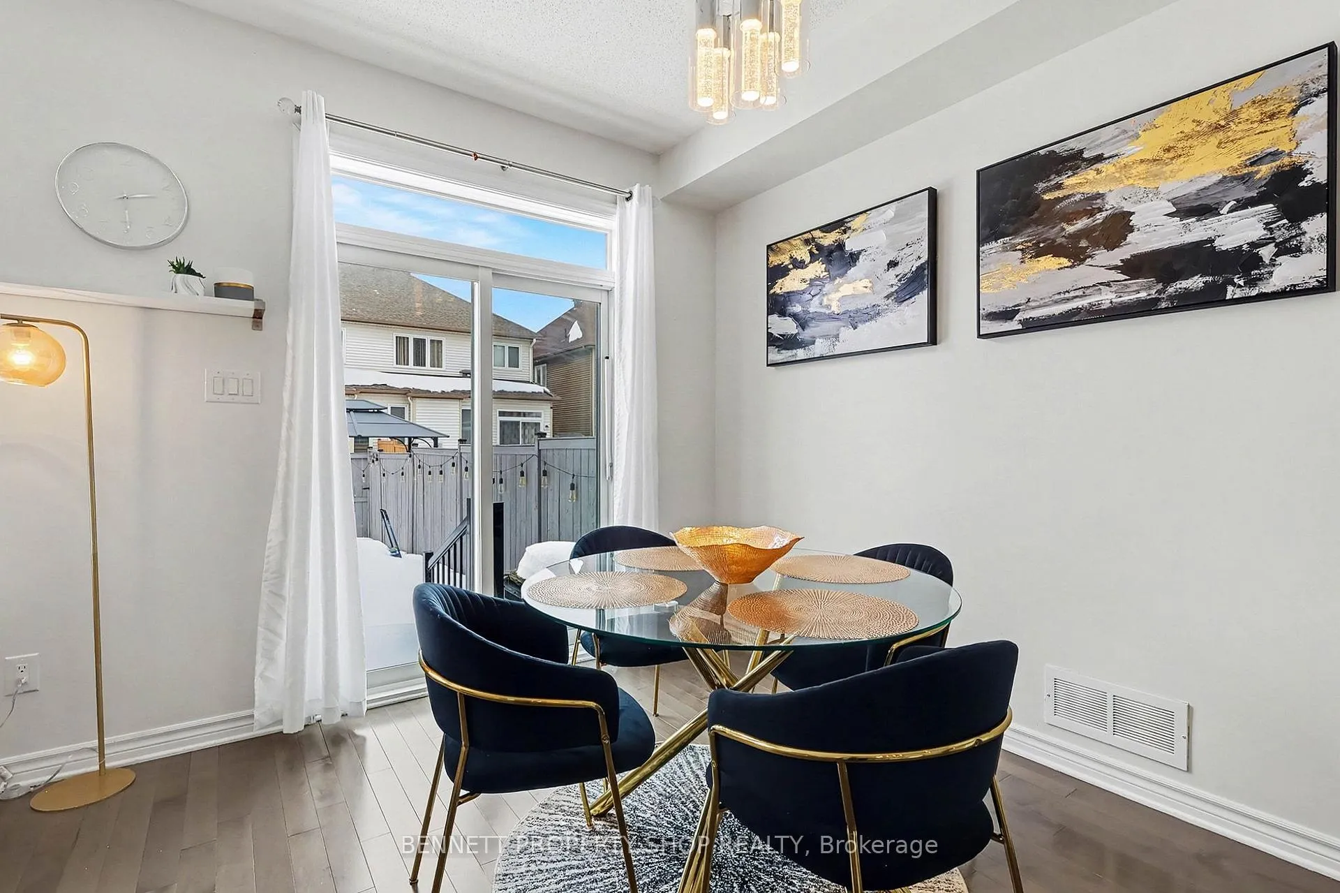 Photo 5 of 992 Bunchberry Way, Ottawa, Blossom Park/Kemp Park/Findlay Creek — HOMEH