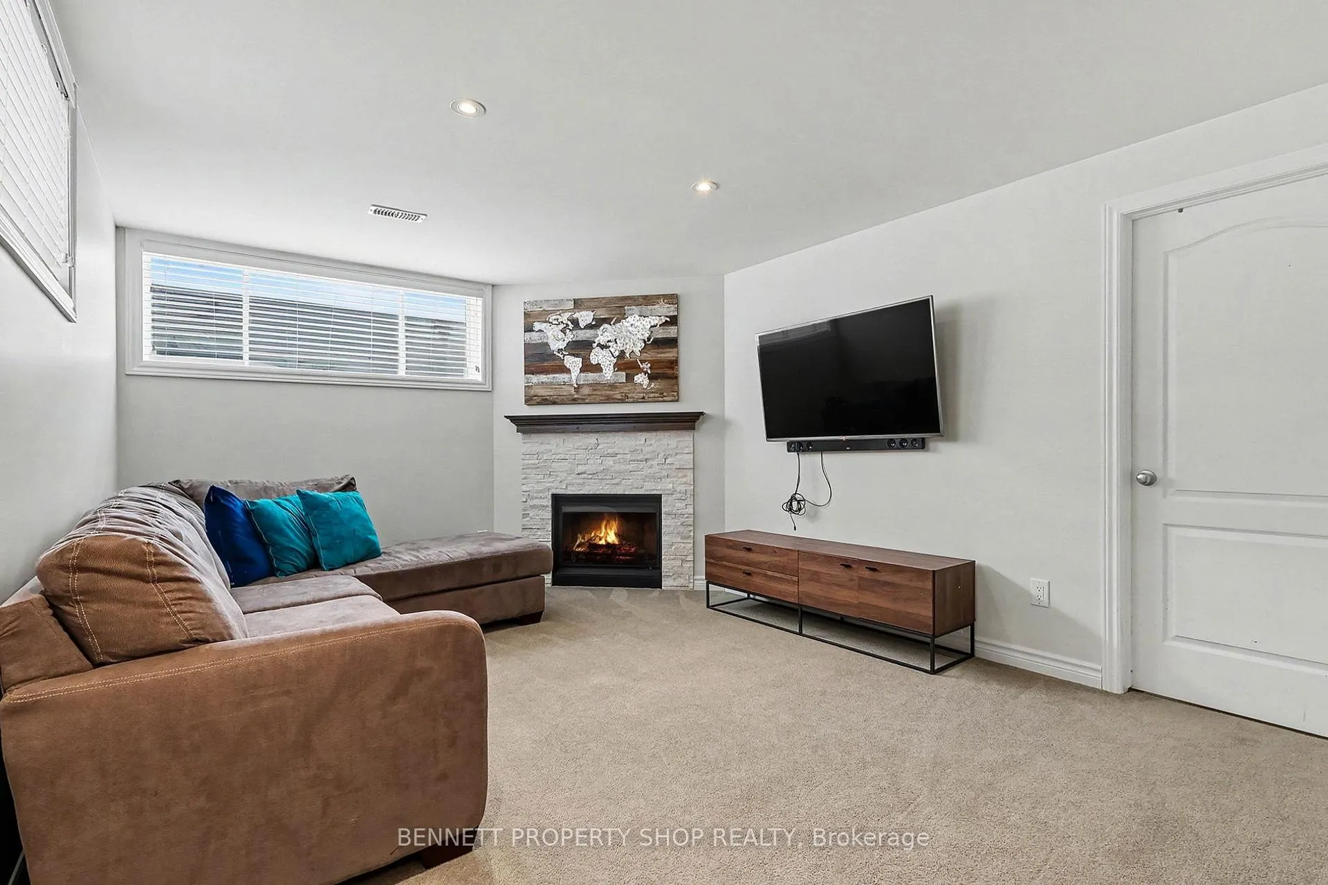 Photo 16 of 992 Bunchberry Way, Ottawa, Blossom Park/Kemp Park/Findlay Creek — HOMEH