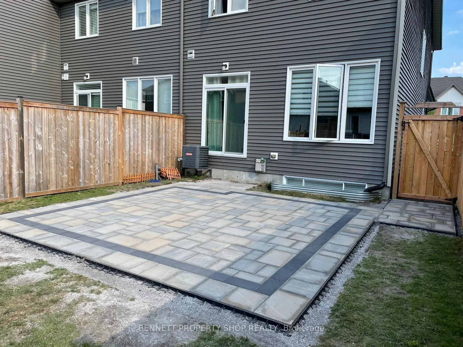 Photo 24 of 992 Bunchberry Way, Ottawa, Blossom Park/Kemp Park/Findlay Creek — HOMEH