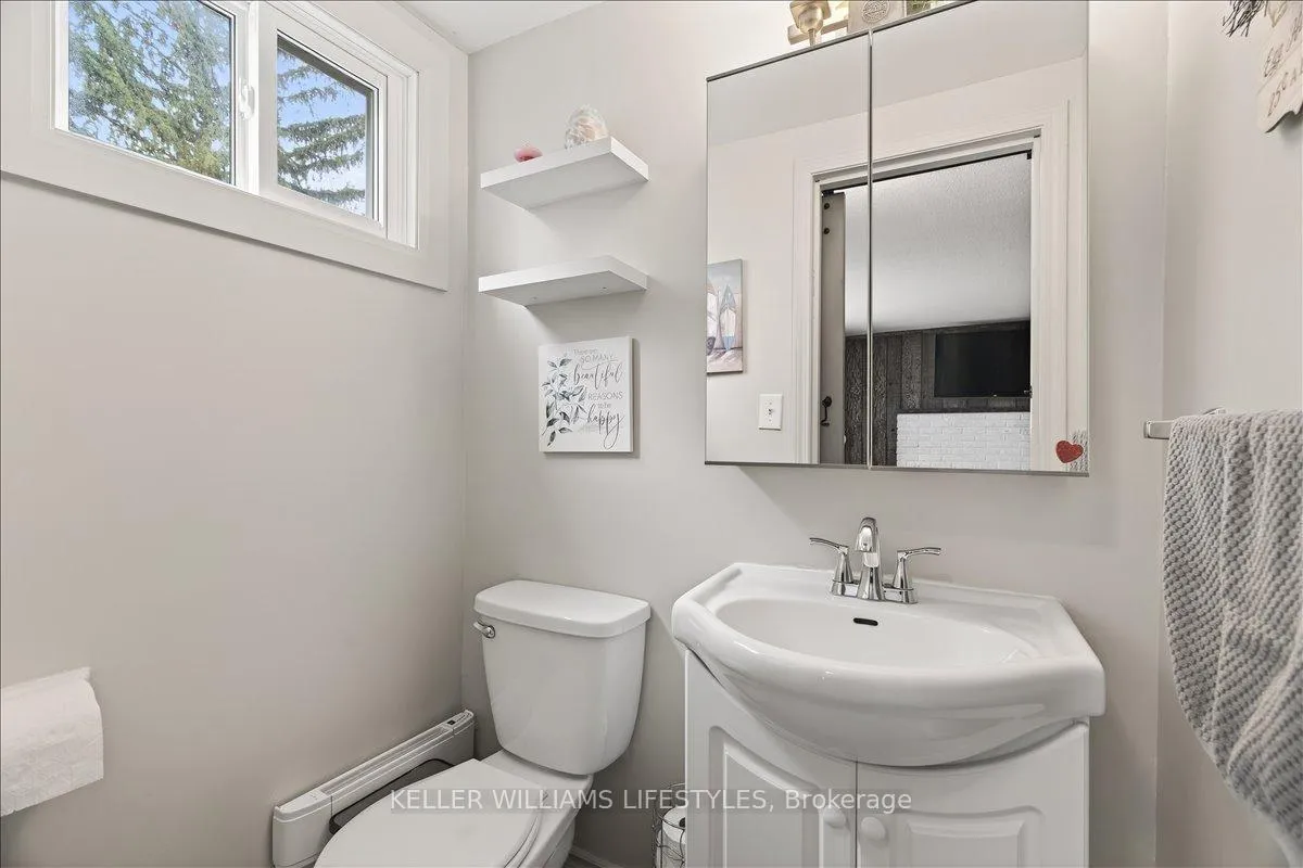 Photo 17 of 2 Juniper Place, Lambton Shores, Forest — HOMEH