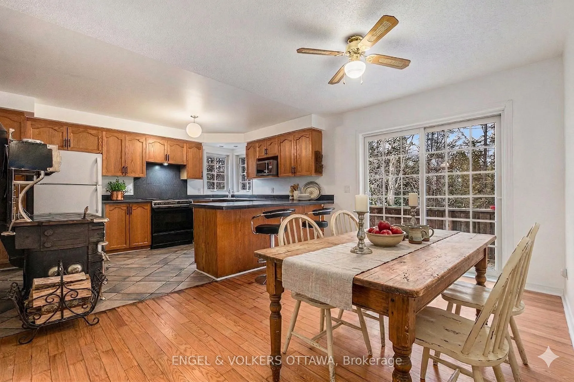 Photo 5 of 4751 Pearl Road, Champlain, Champlain Twp — HOMEH