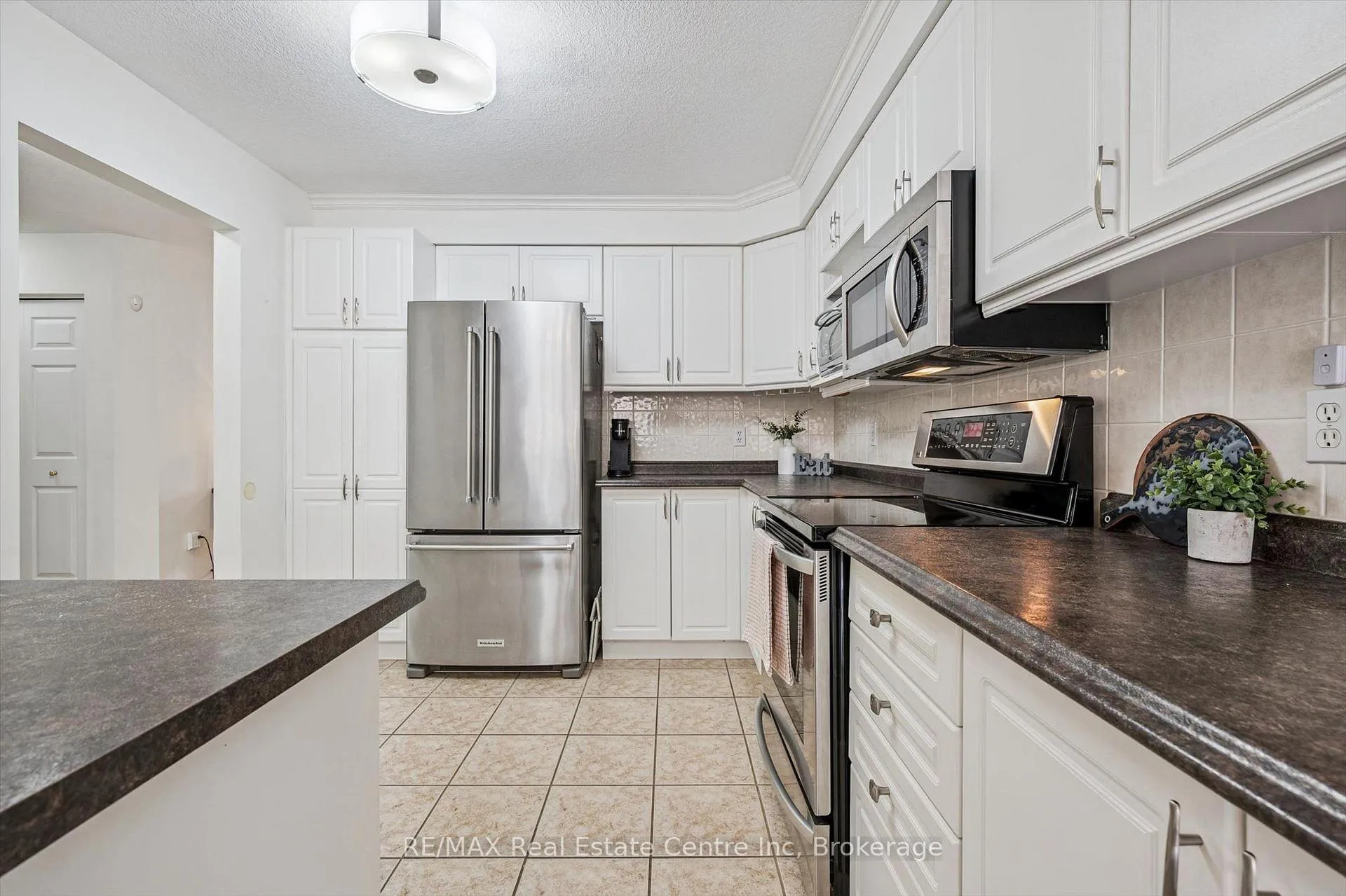 Photo 5 of 33 Thornton Street, Guelph, Grange Road — HOMEH
