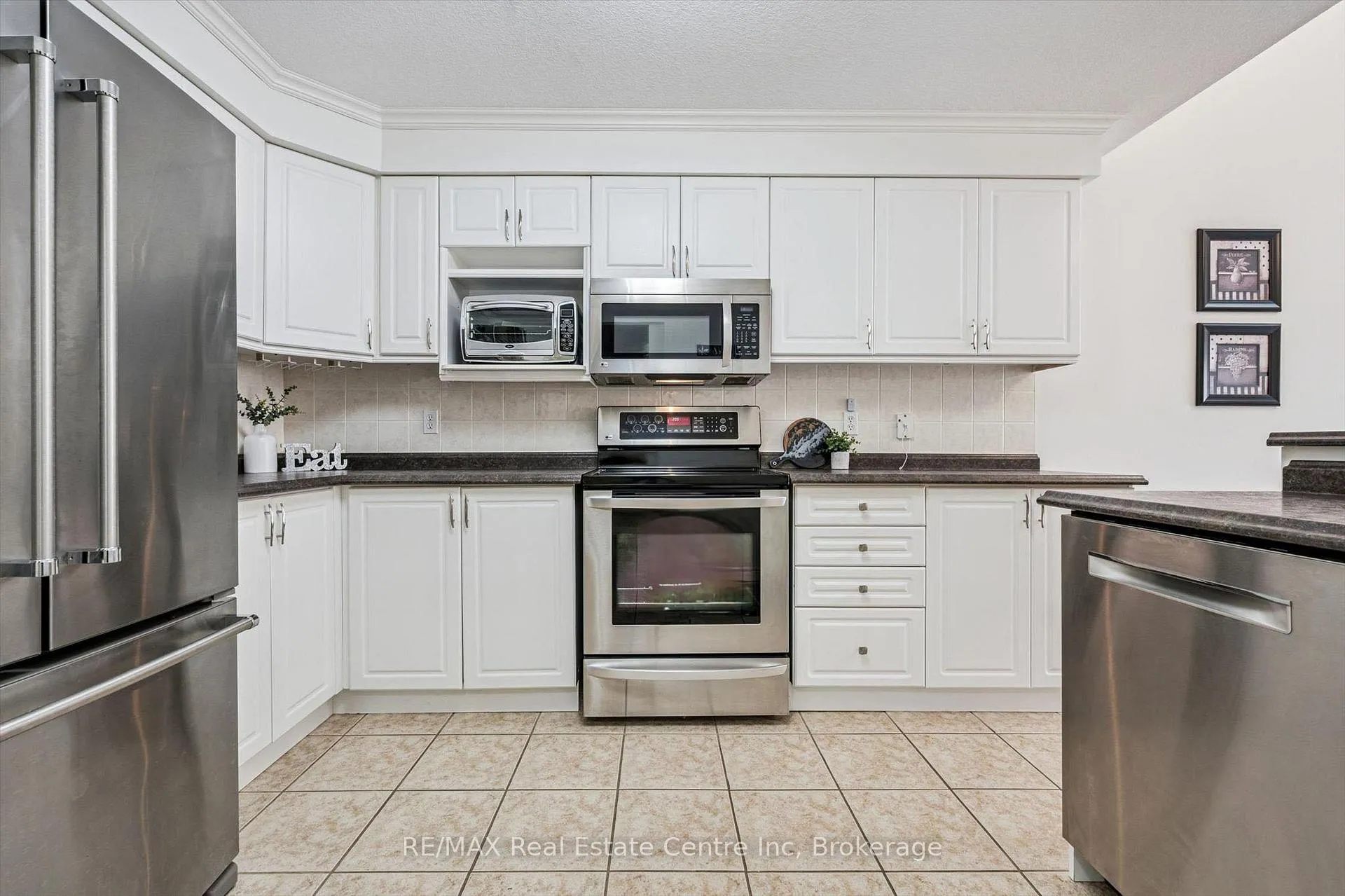 Photo 6 of 33 Thornton Street, Guelph, Grange Road — HOMEH