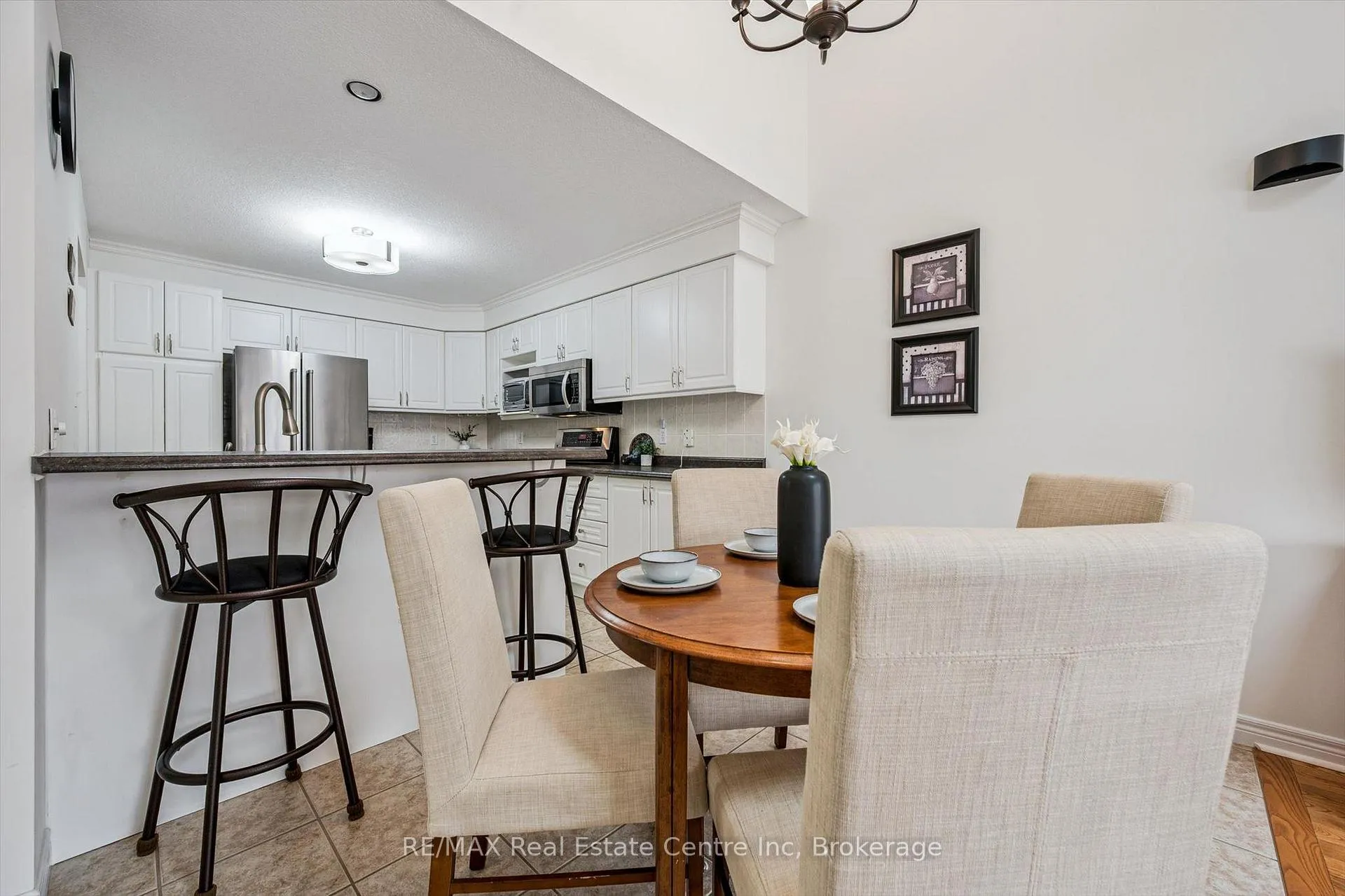 Photo 7 of 33 Thornton Street, Guelph, Grange Road — HOMEH