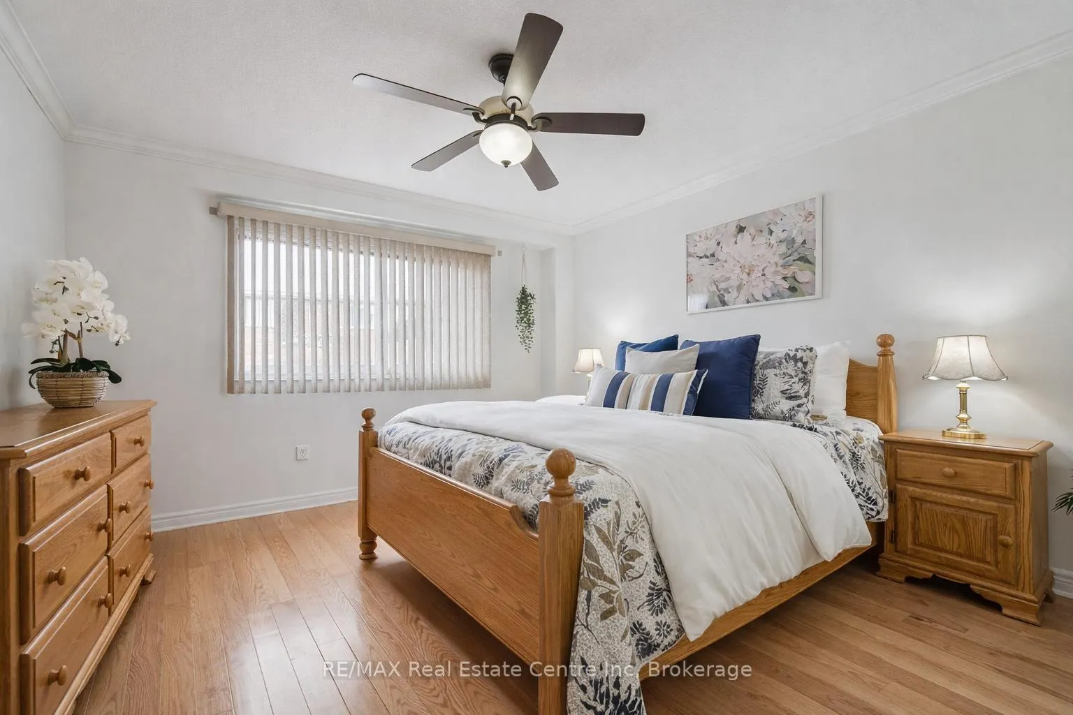 Photo 10 of 33 Thornton Street, Guelph, Grange Road — HOMEH