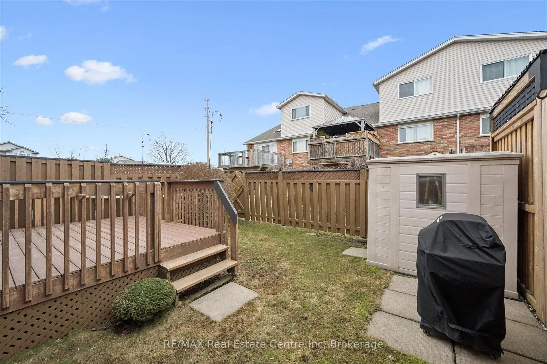 Photo 17 of 33 Thornton Street, Guelph, Grange Road — HOMEH