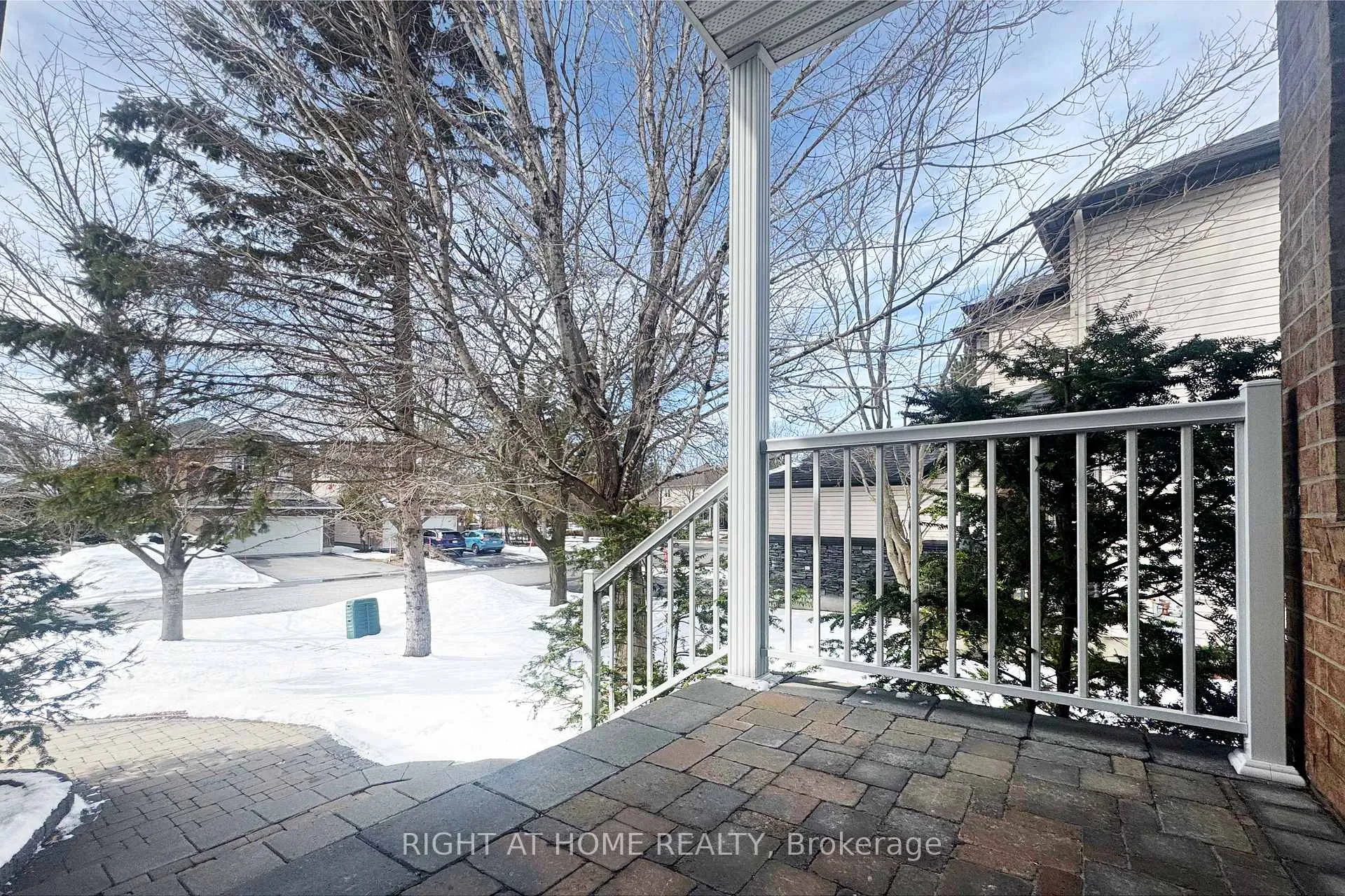 Photo 3 of 20 Evanshen Crescent, Ottawa, Kanata - Kanata Lakes/Heritage Hills — HOMEH