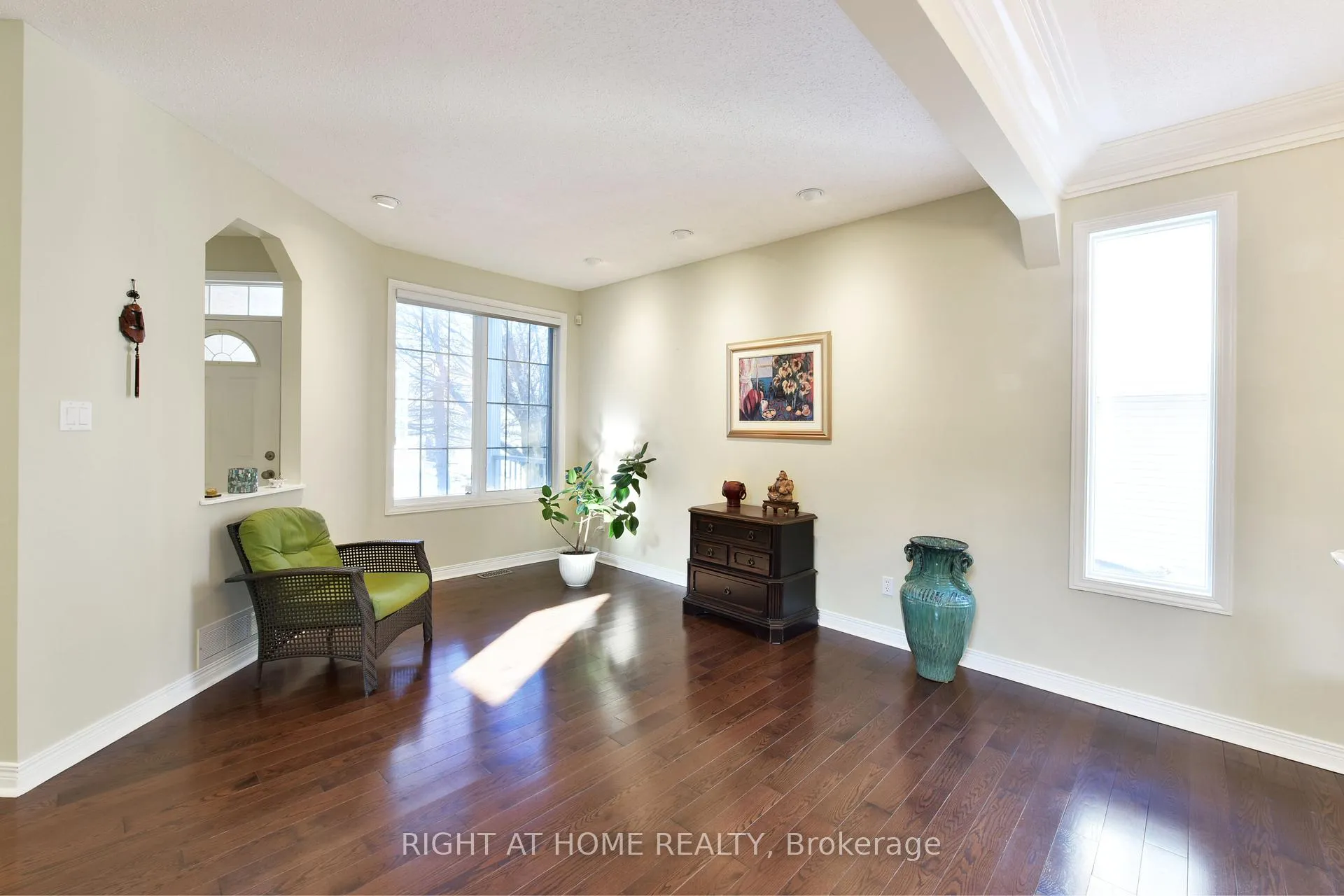 Photo 6 of 20 Evanshen Crescent, Ottawa, Kanata - Kanata Lakes/Heritage Hills — HOMEH