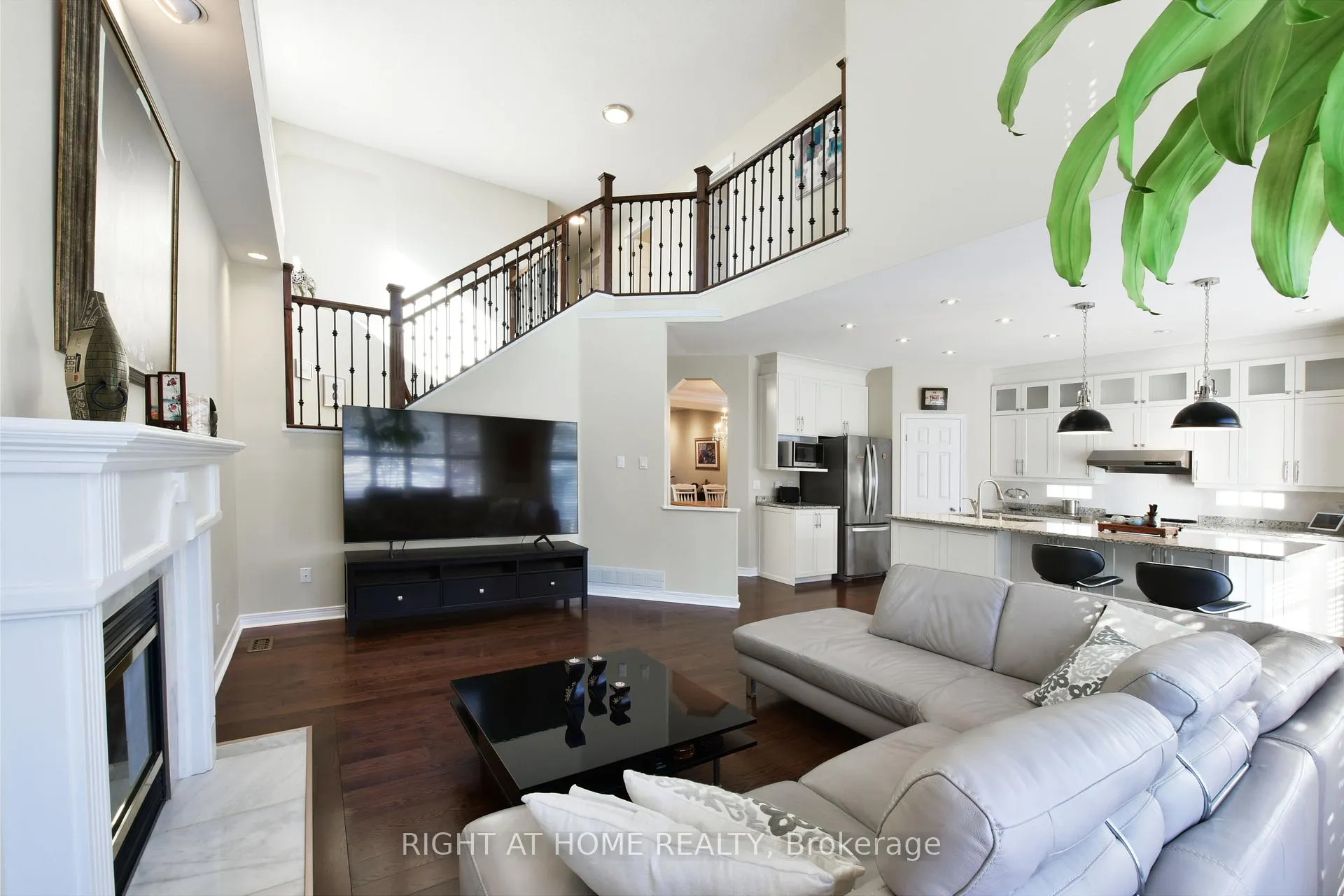 Photo 19 of 20 Evanshen Crescent, Ottawa, Kanata - Kanata Lakes/Heritage Hills — HOMEH