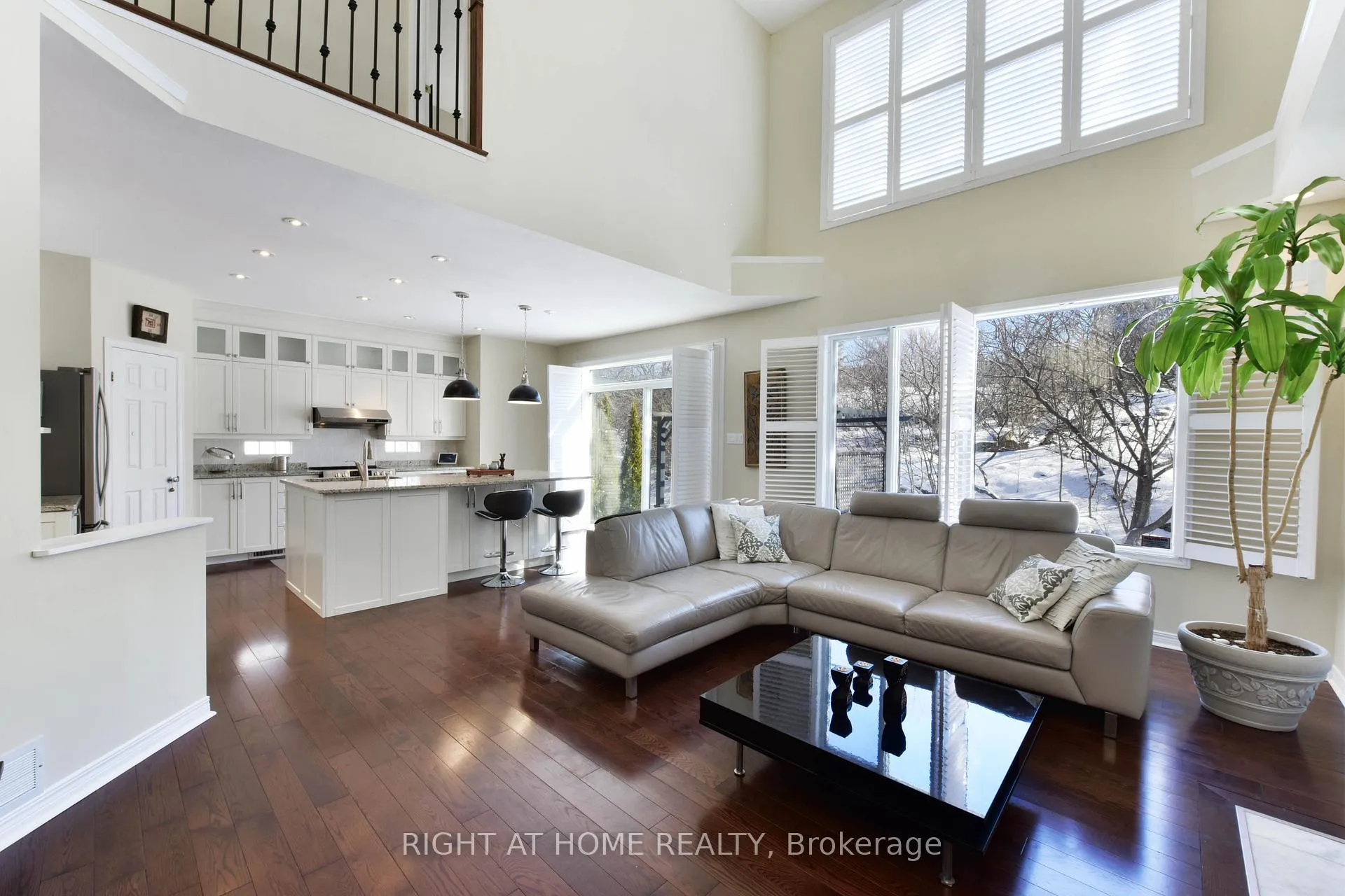 Photo 21 of 20 Evanshen Crescent, Ottawa, Kanata - Kanata Lakes/Heritage Hills — HOMEH