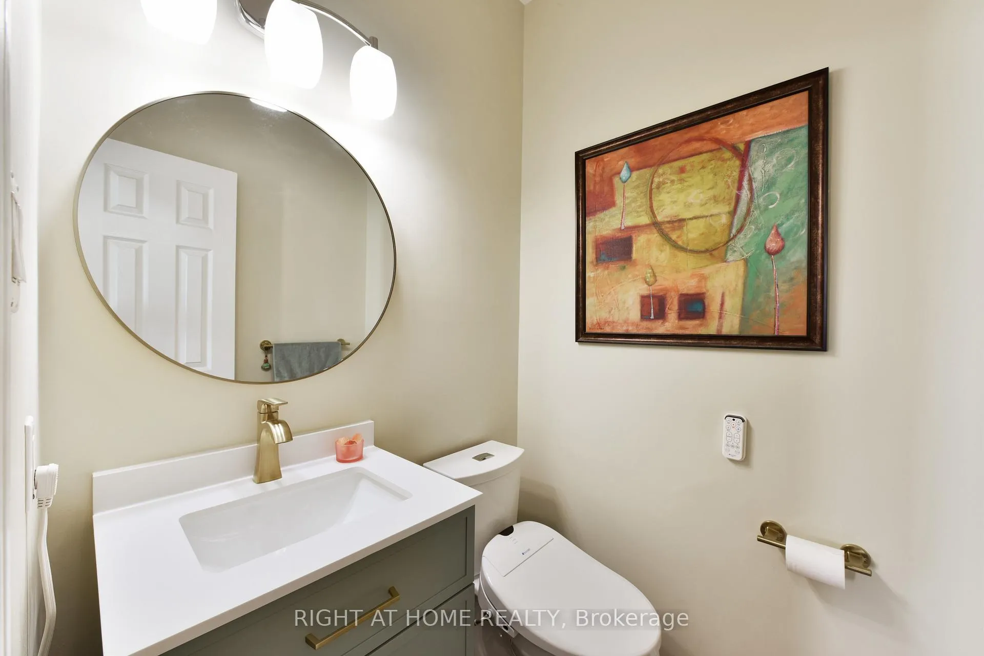 Photo 23 of 20 Evanshen Crescent, Ottawa, Kanata - Kanata Lakes/Heritage Hills — HOMEH