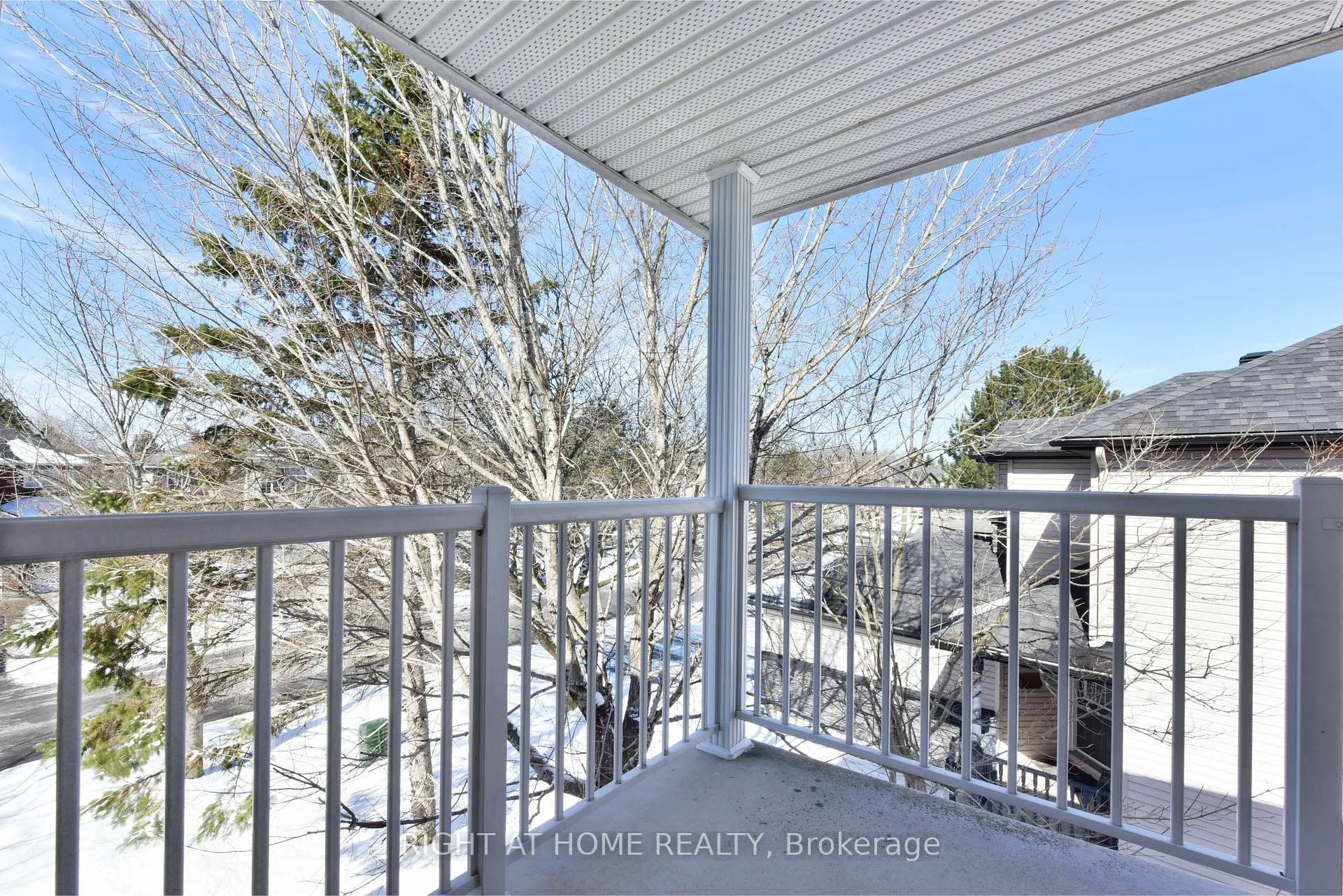 Photo 33 of 20 Evanshen Crescent, Ottawa, Kanata - Kanata Lakes/Heritage Hills — HOMEH