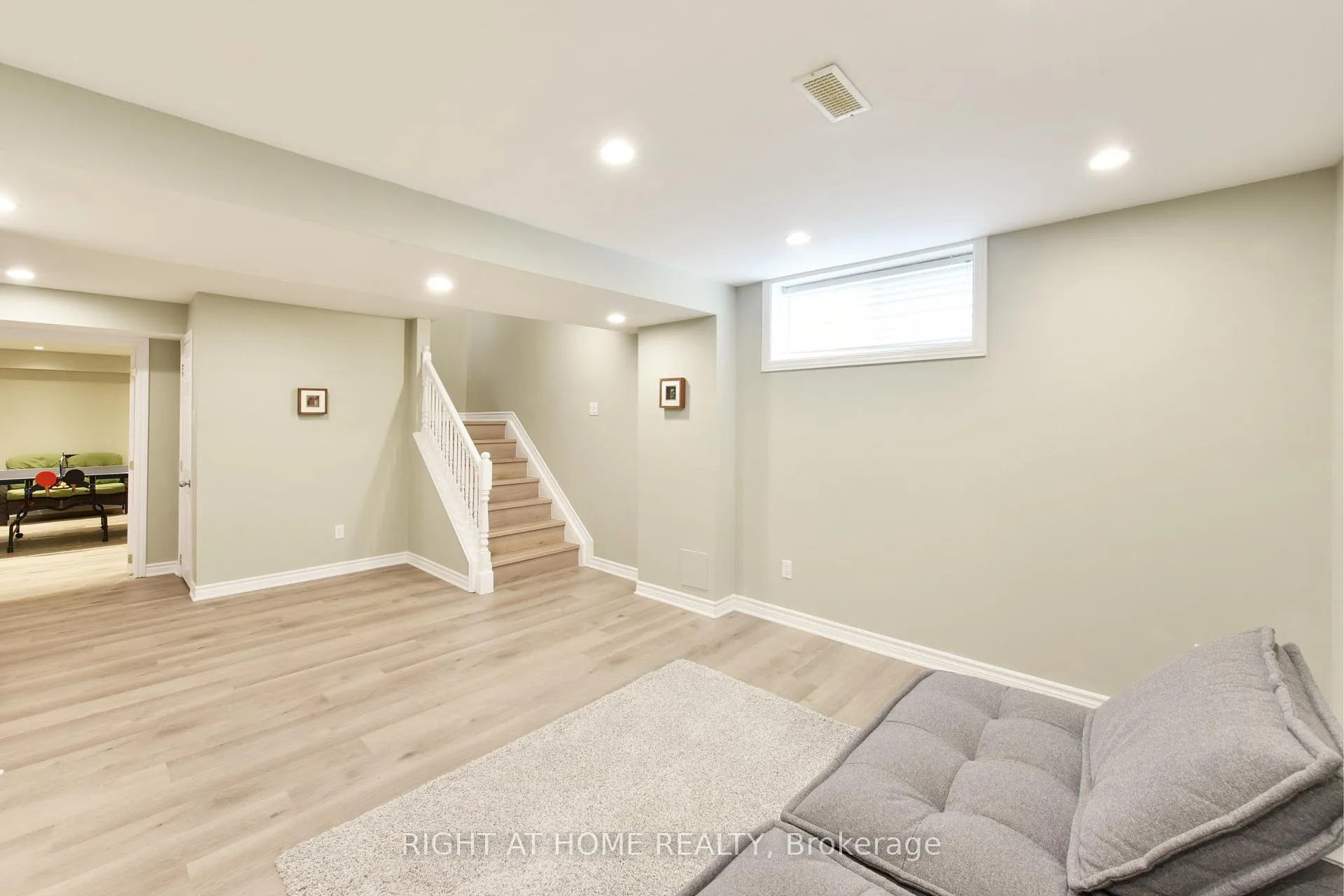 Photo 44 of 20 Evanshen Crescent, Ottawa, Kanata - Kanata Lakes/Heritage Hills — HOMEH
