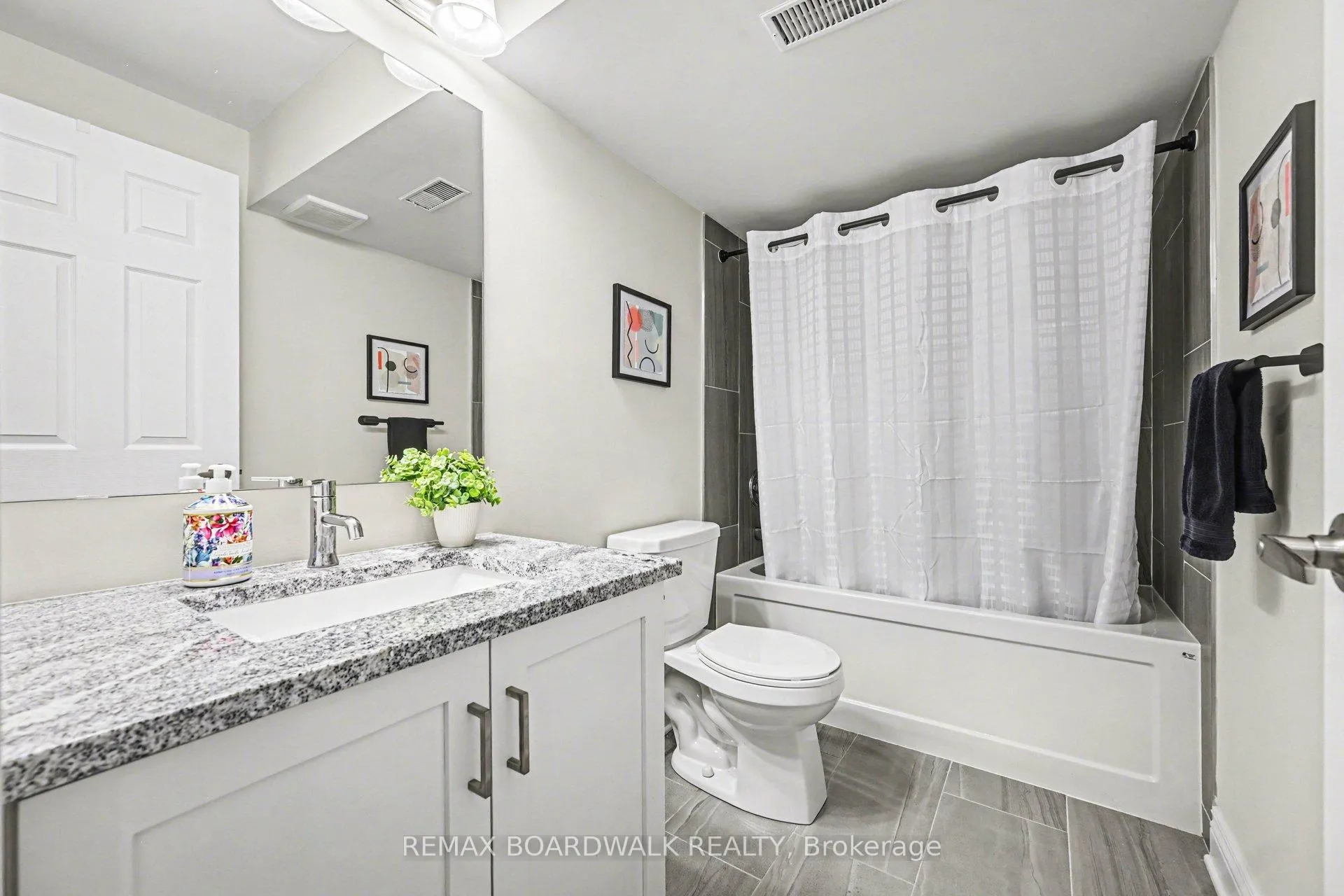 Photo 28 of 11 Borland Drive, Carleton Place — HOMEH