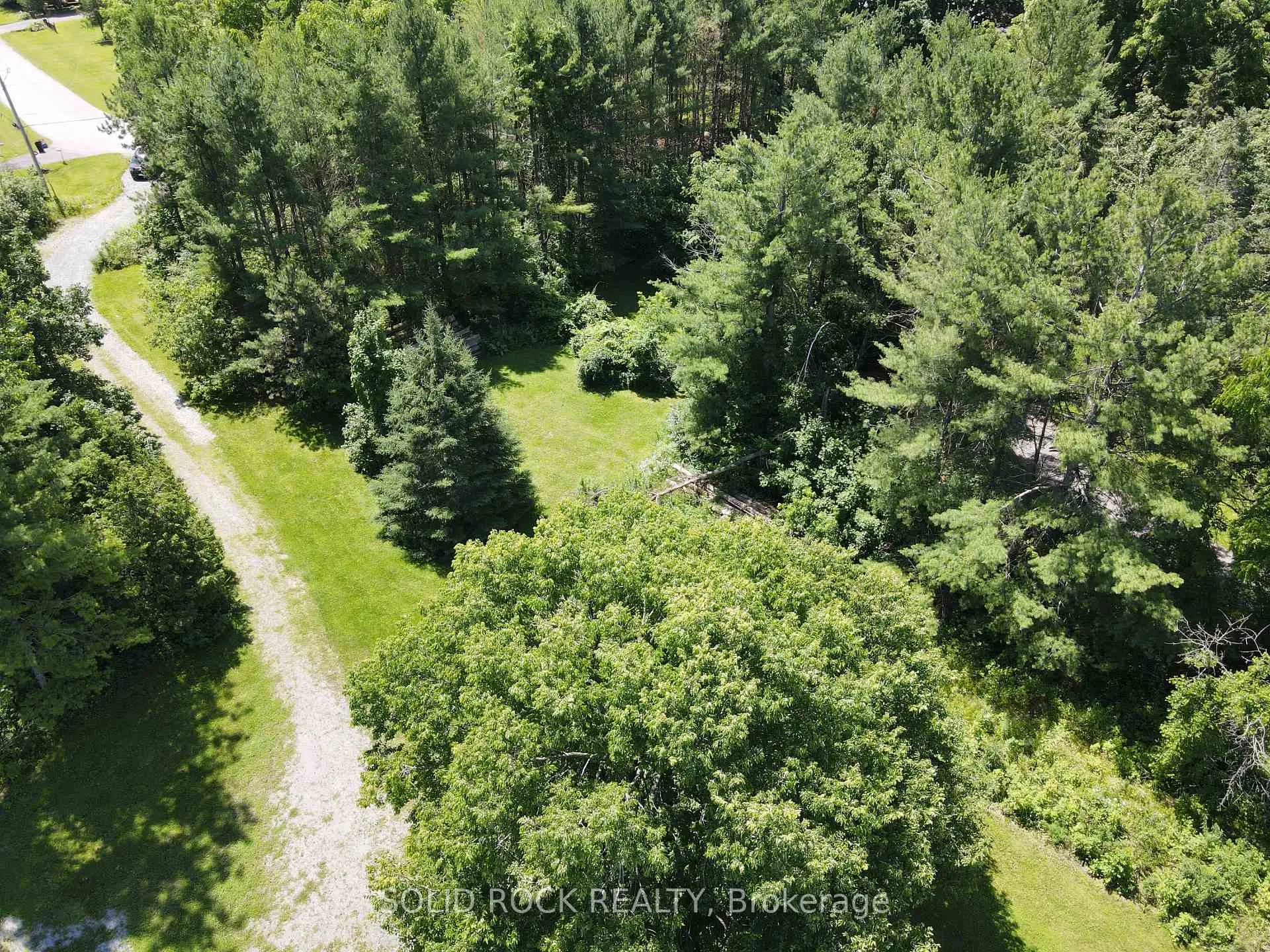 Photo 15 of 202 Highfield Crescent, Beckwith, Beckwith Twp — HOMEH
