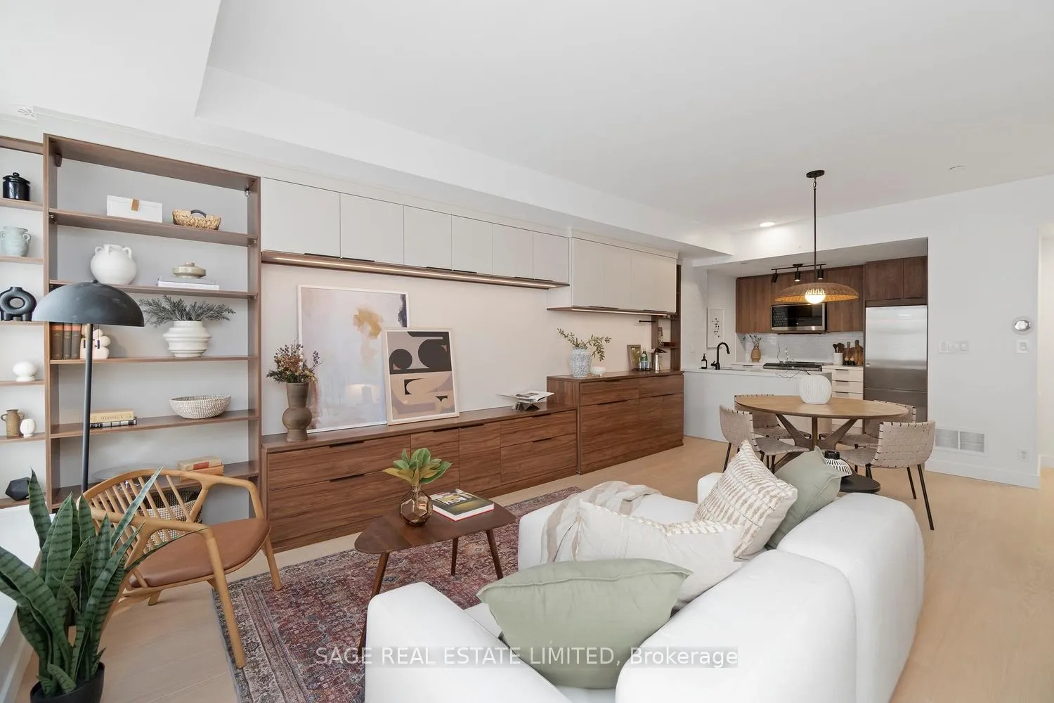 Photo 1 of Unit 18, 10 Carnation Avenue, Etobicoke, Long Branch — HOMEH