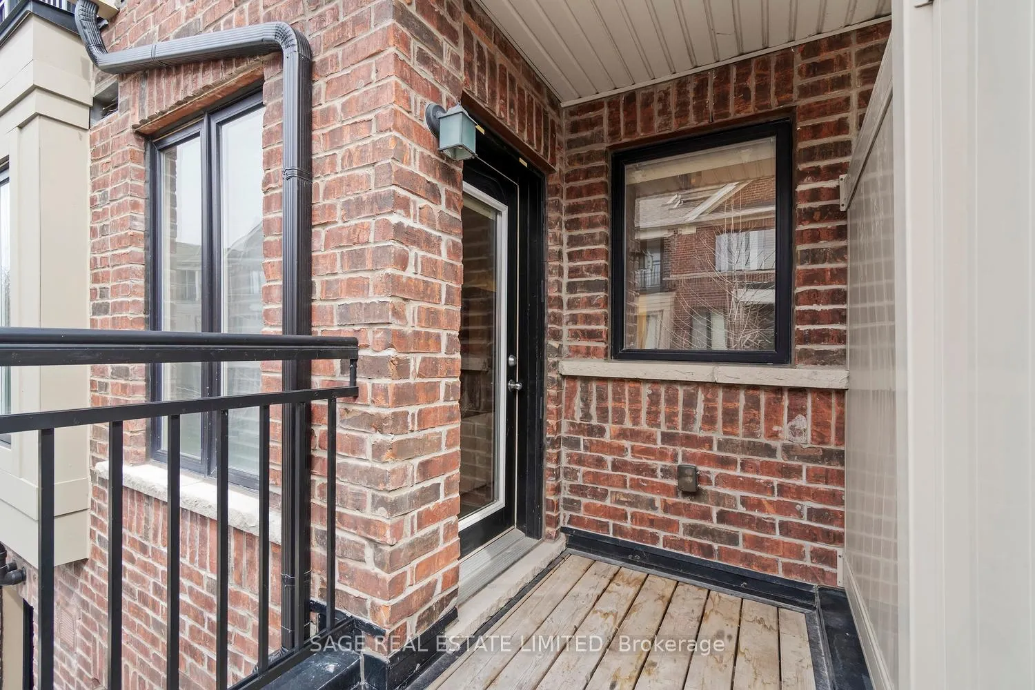 Photo 20 of Unit 18, 10 Carnation Avenue, Etobicoke, Long Branch — HOMEH