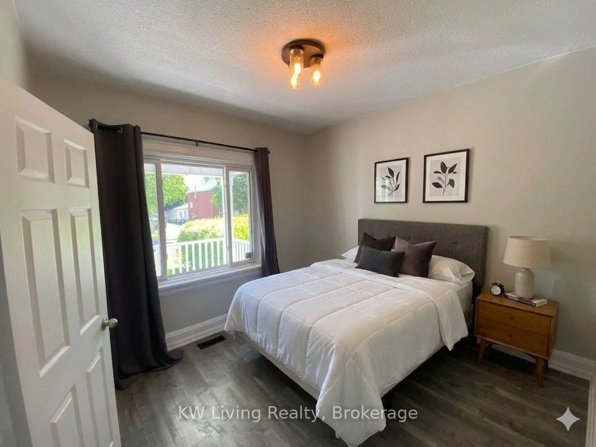 Photo 3 of 48 Burk Street, Oshawa, Vanier — HOMEH