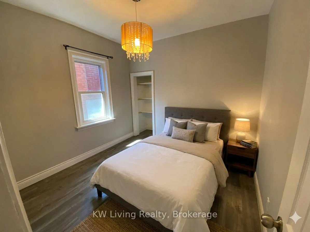 Photo 4 of 48 Burk Street, Oshawa, Vanier — HOMEH