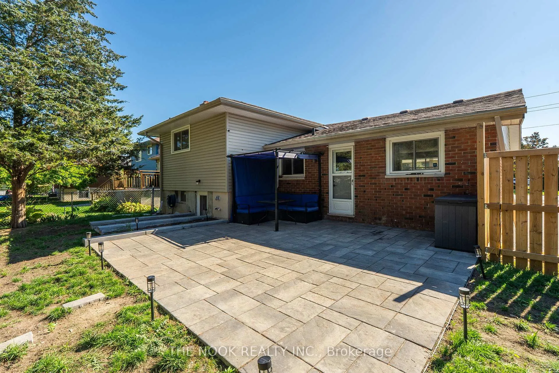 Photo 32 of 114 Tracey Street, Belleville, Belleville Ward — HOMEH