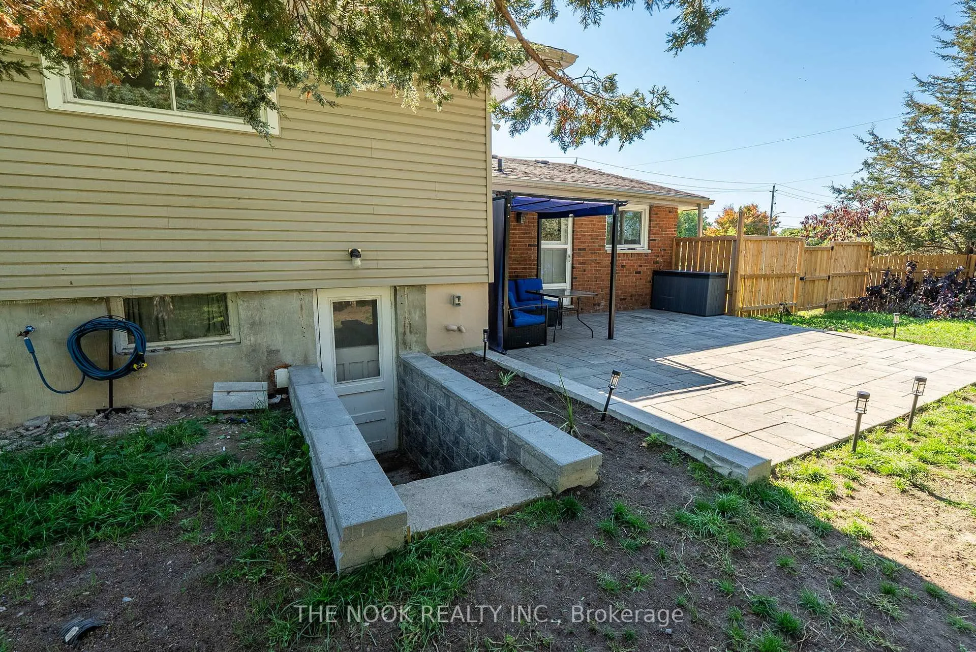 Photo 34 of 114 Tracey Street, Belleville, Belleville Ward — HOMEH