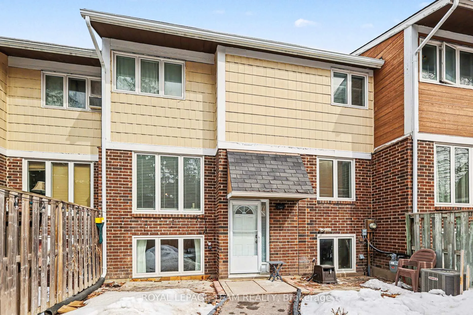 Front of 148 Salter Crescent